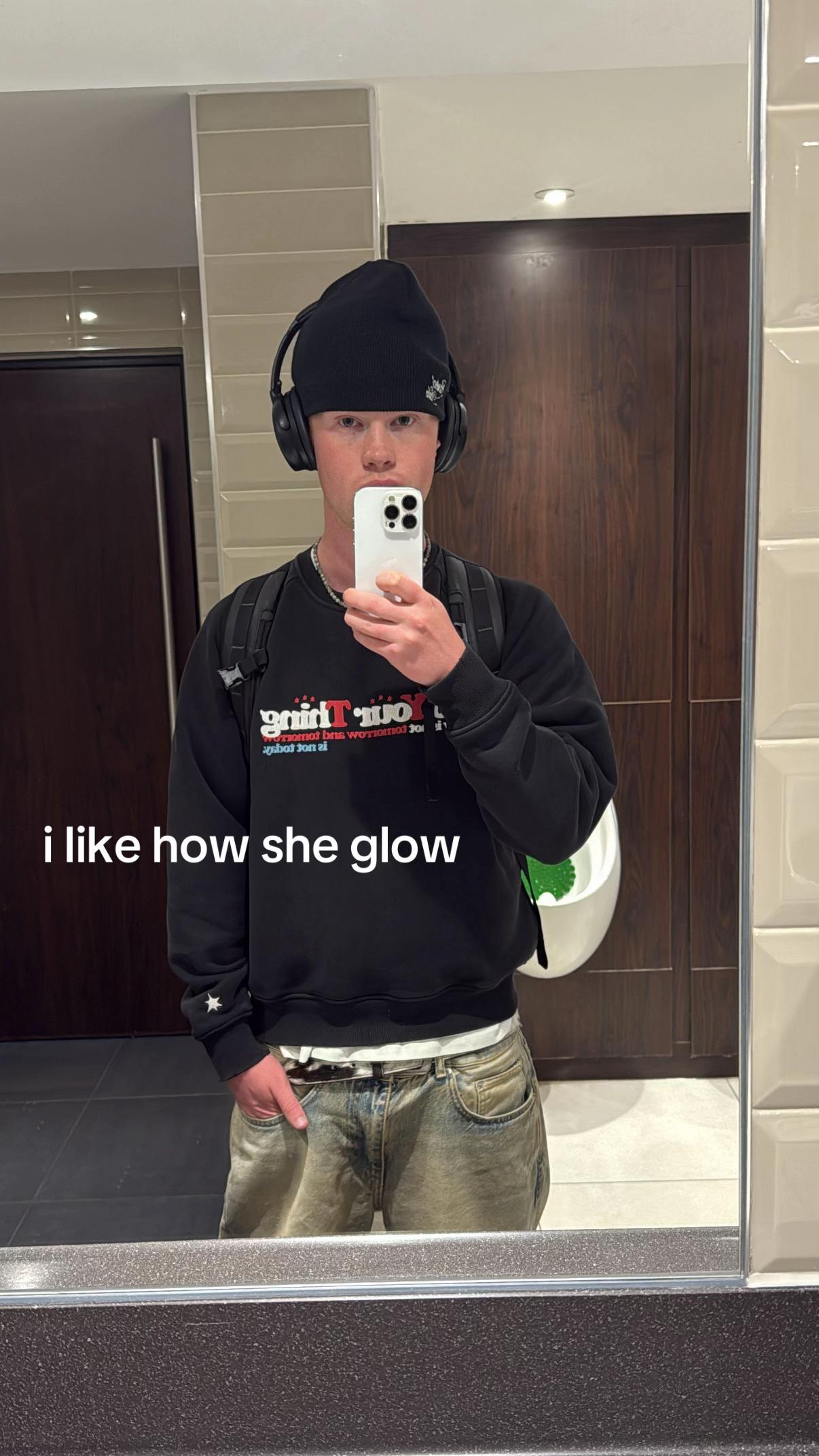 @finnaskew