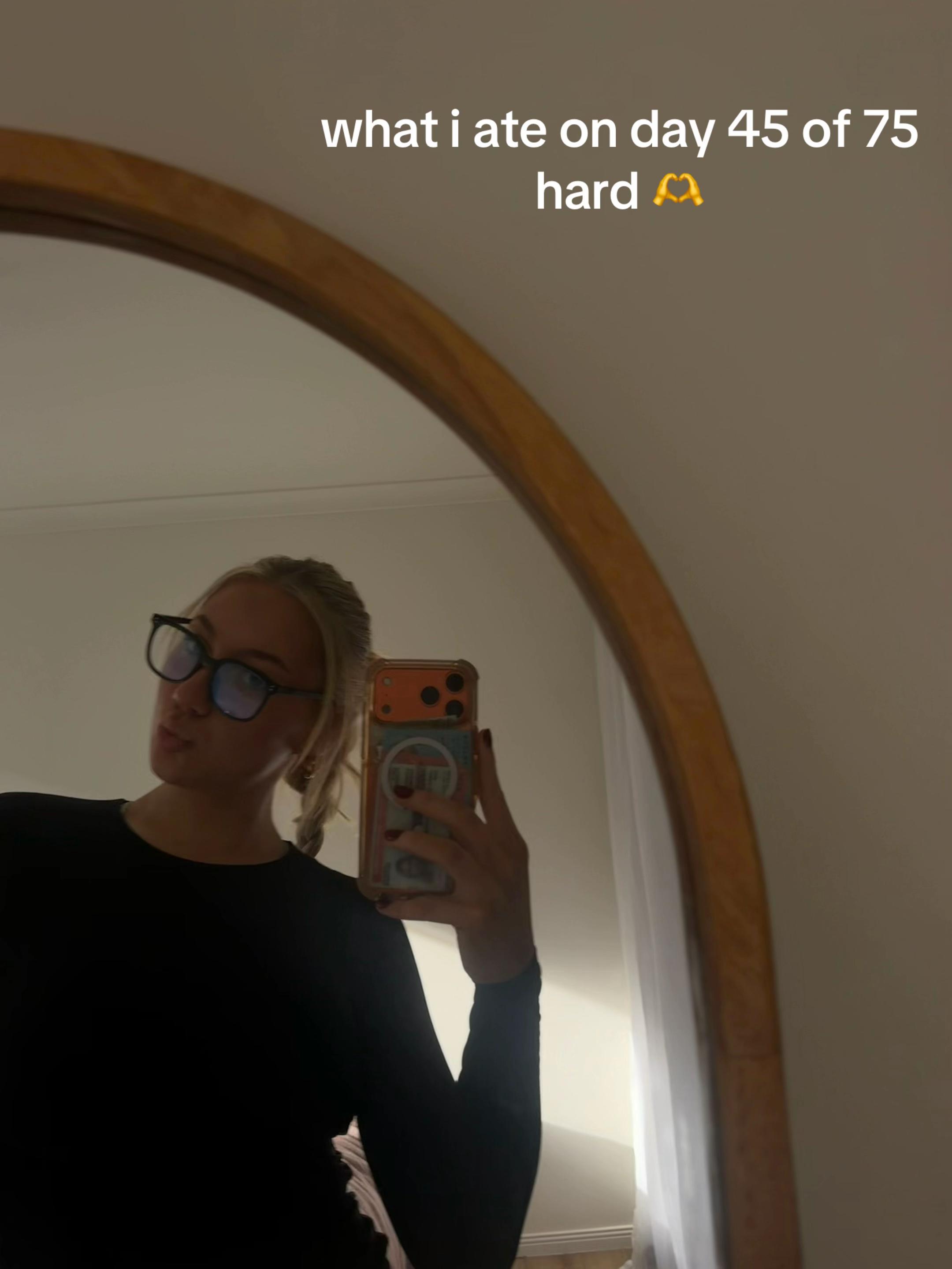 @EVIE ⭐️