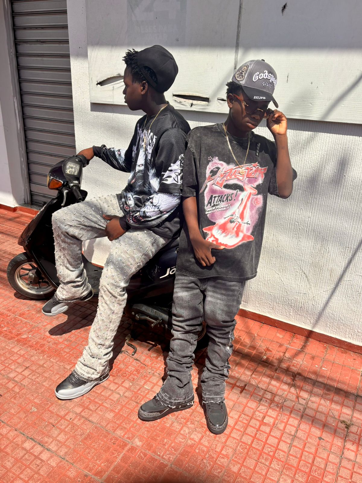 @Black sonsonn🤕🥶🤑💯👉👈