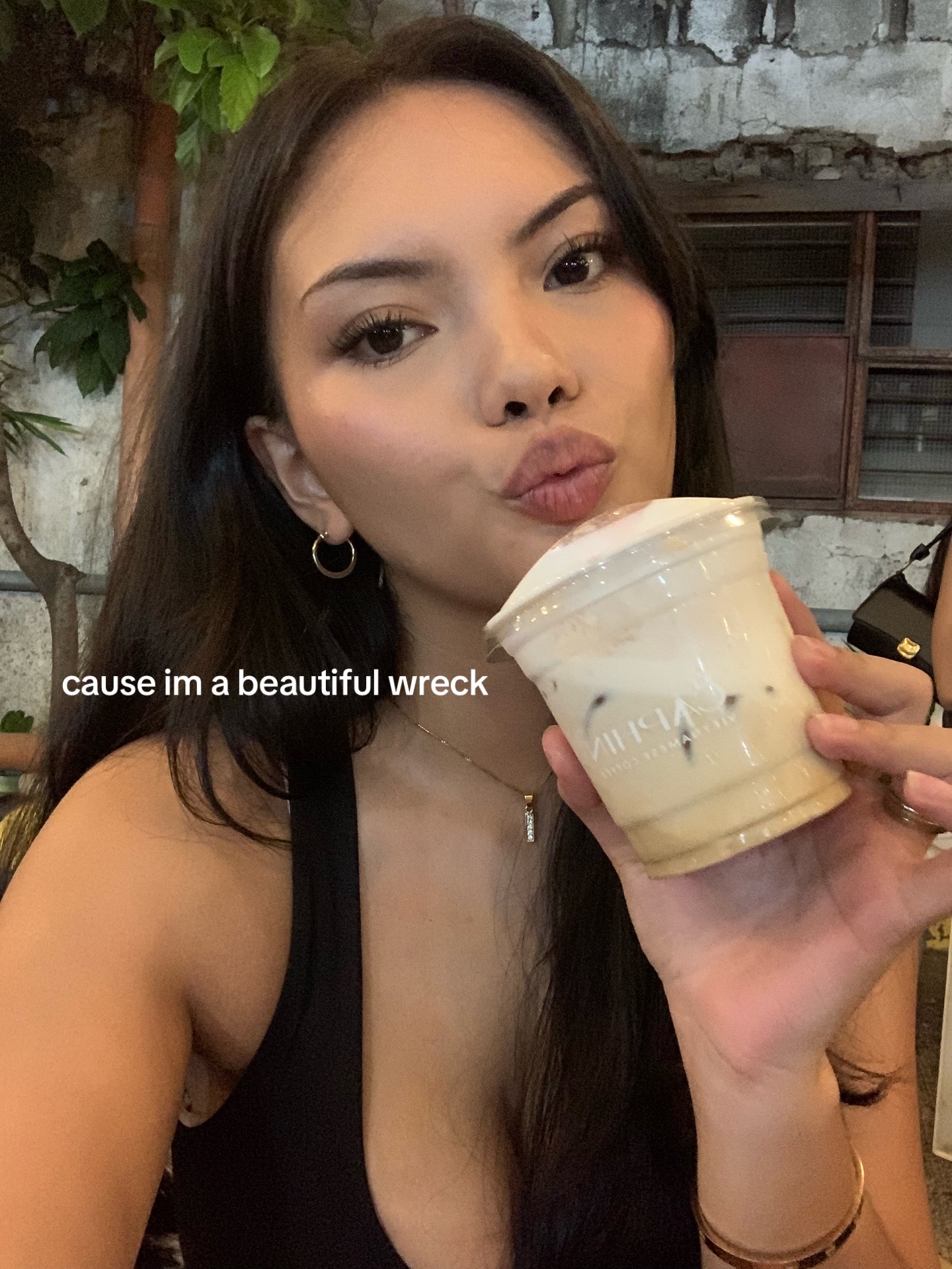 @ella