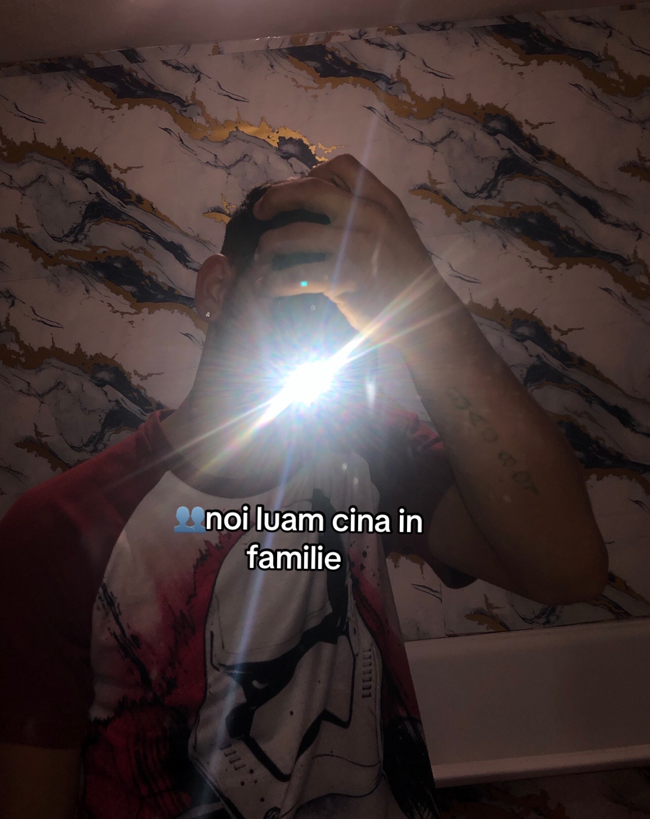 @🦅
