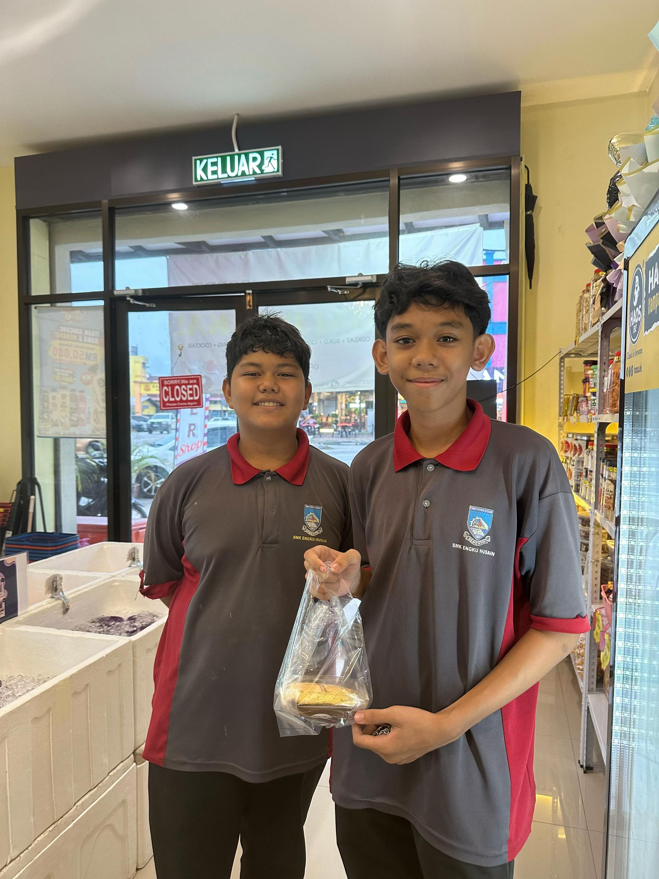 @MANEES DESSERT SEMENYIH