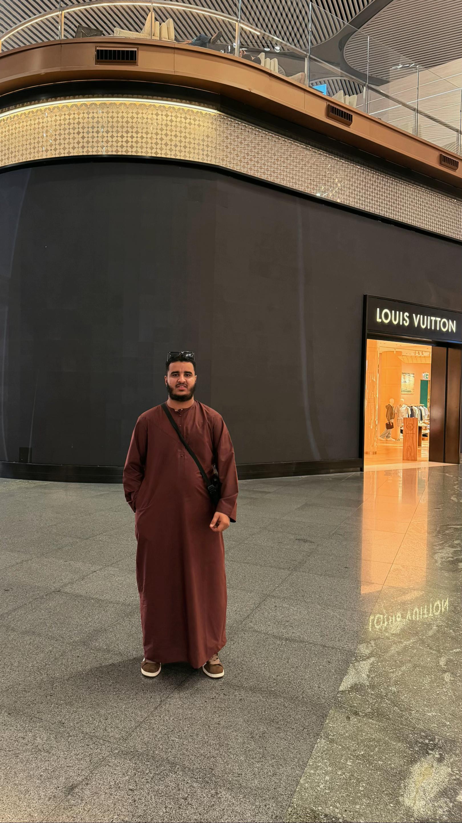 @Dedew 155 (🇲🇷🇸🇦🇦🇪)