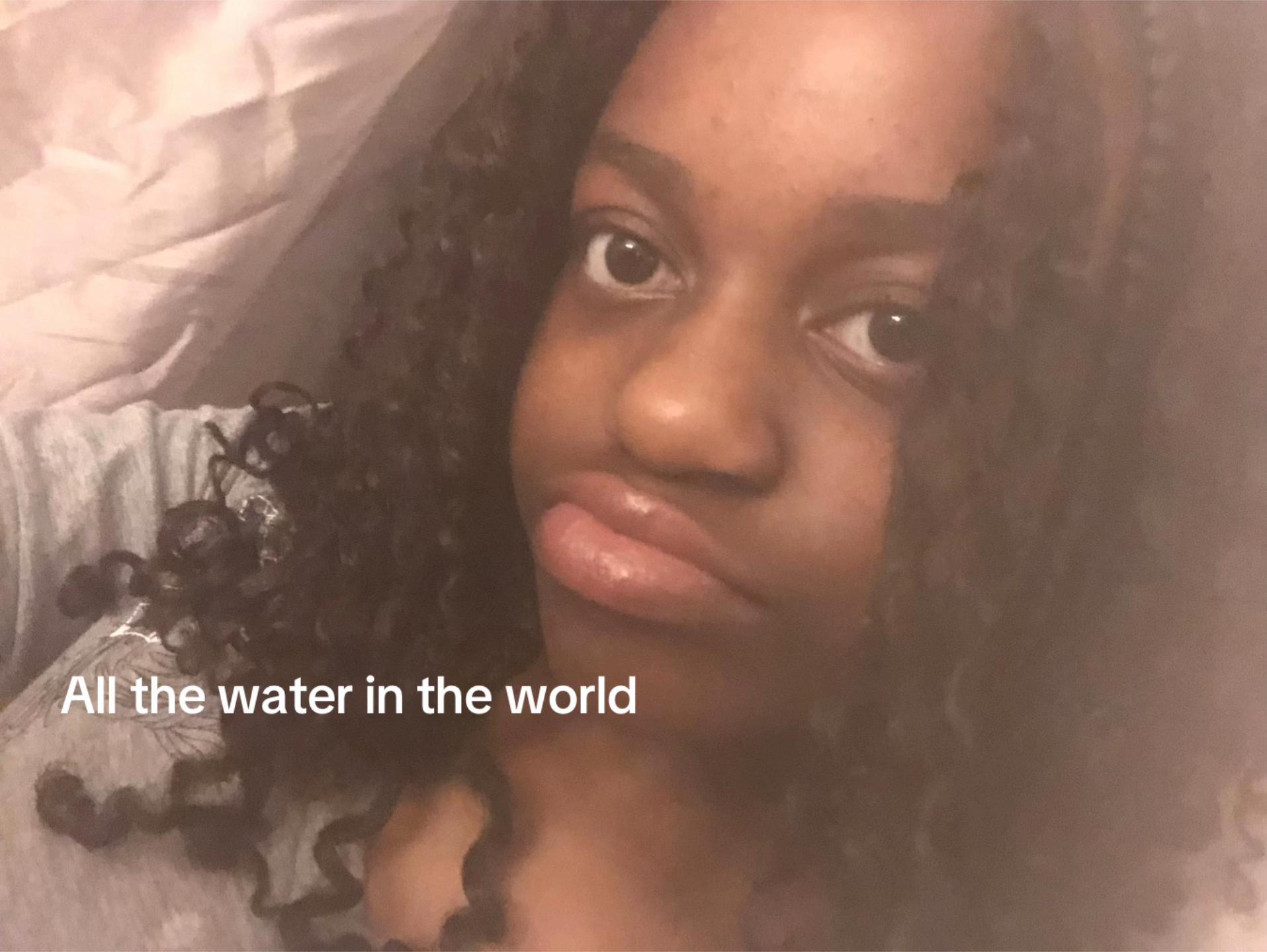 @🦴