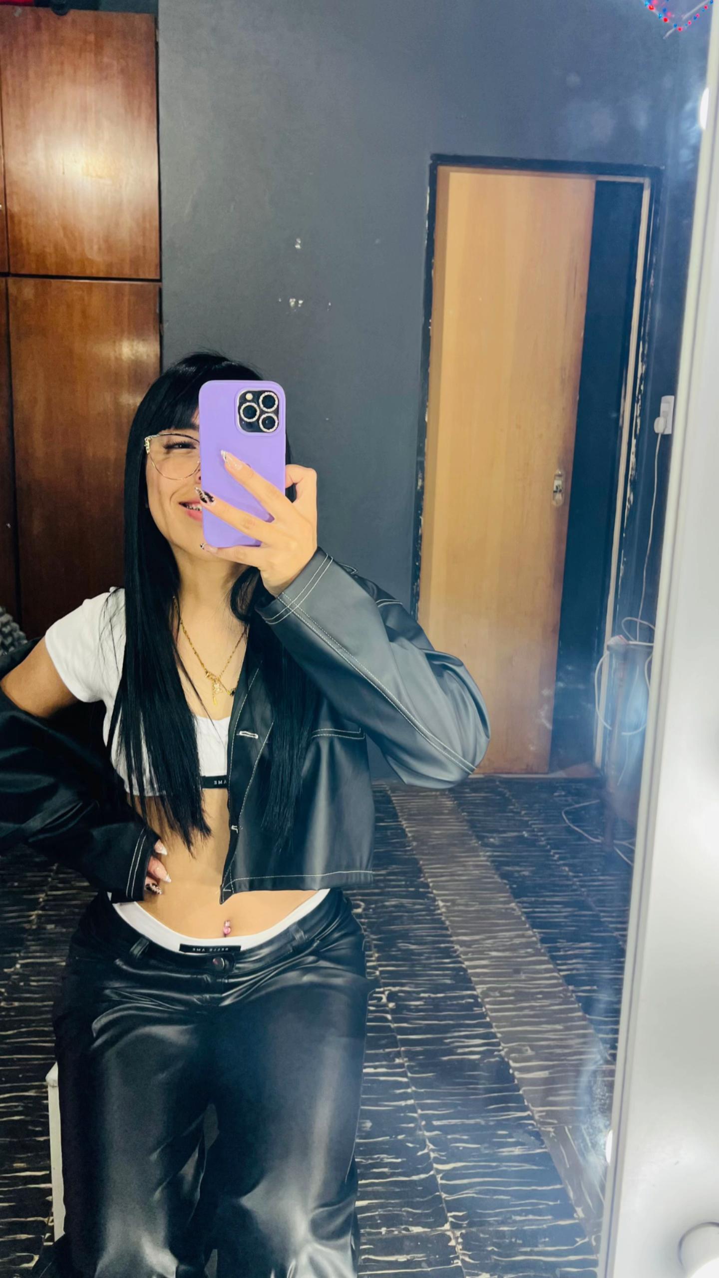 @melanytevezz