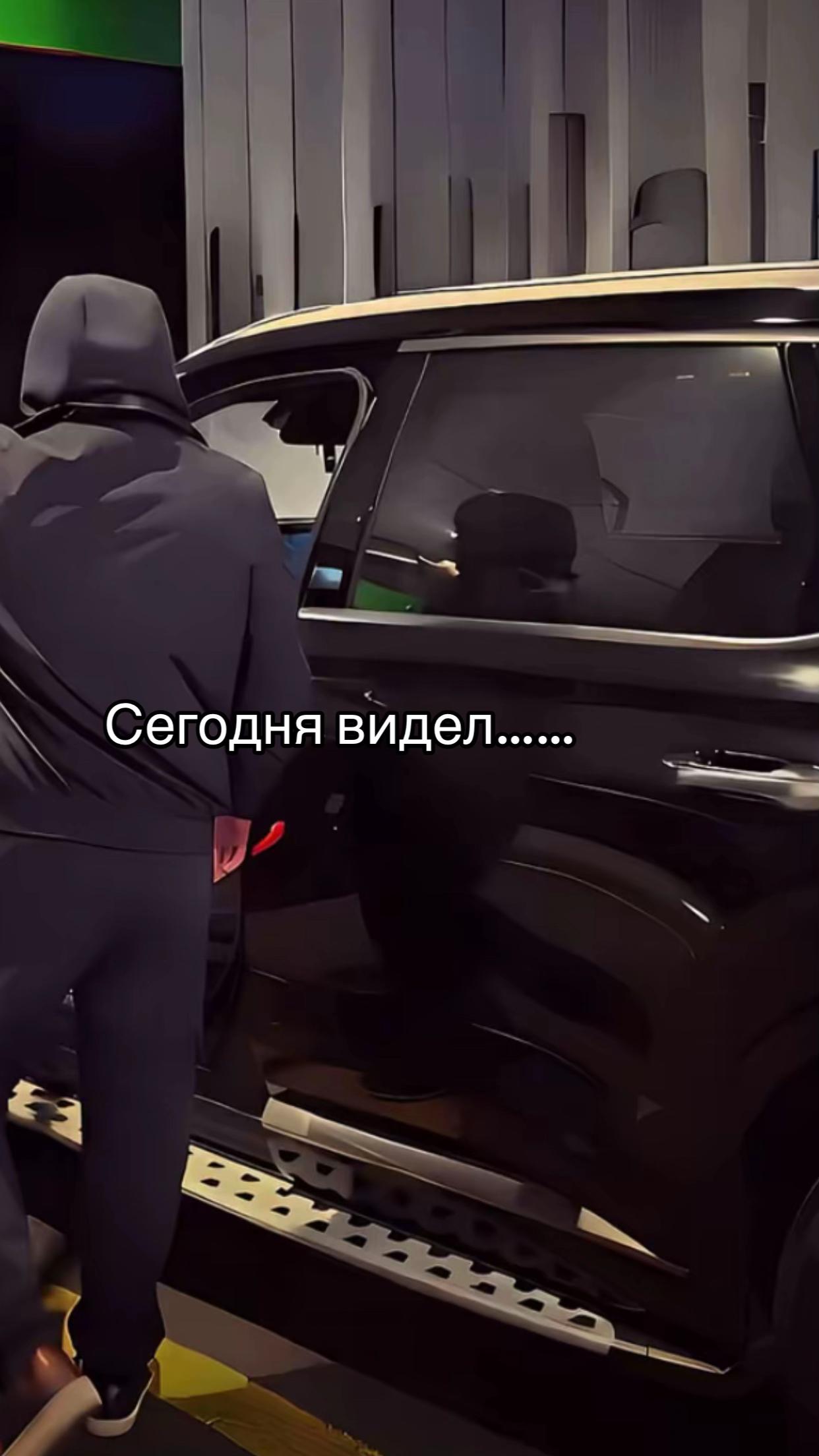 @🇺🇦👑