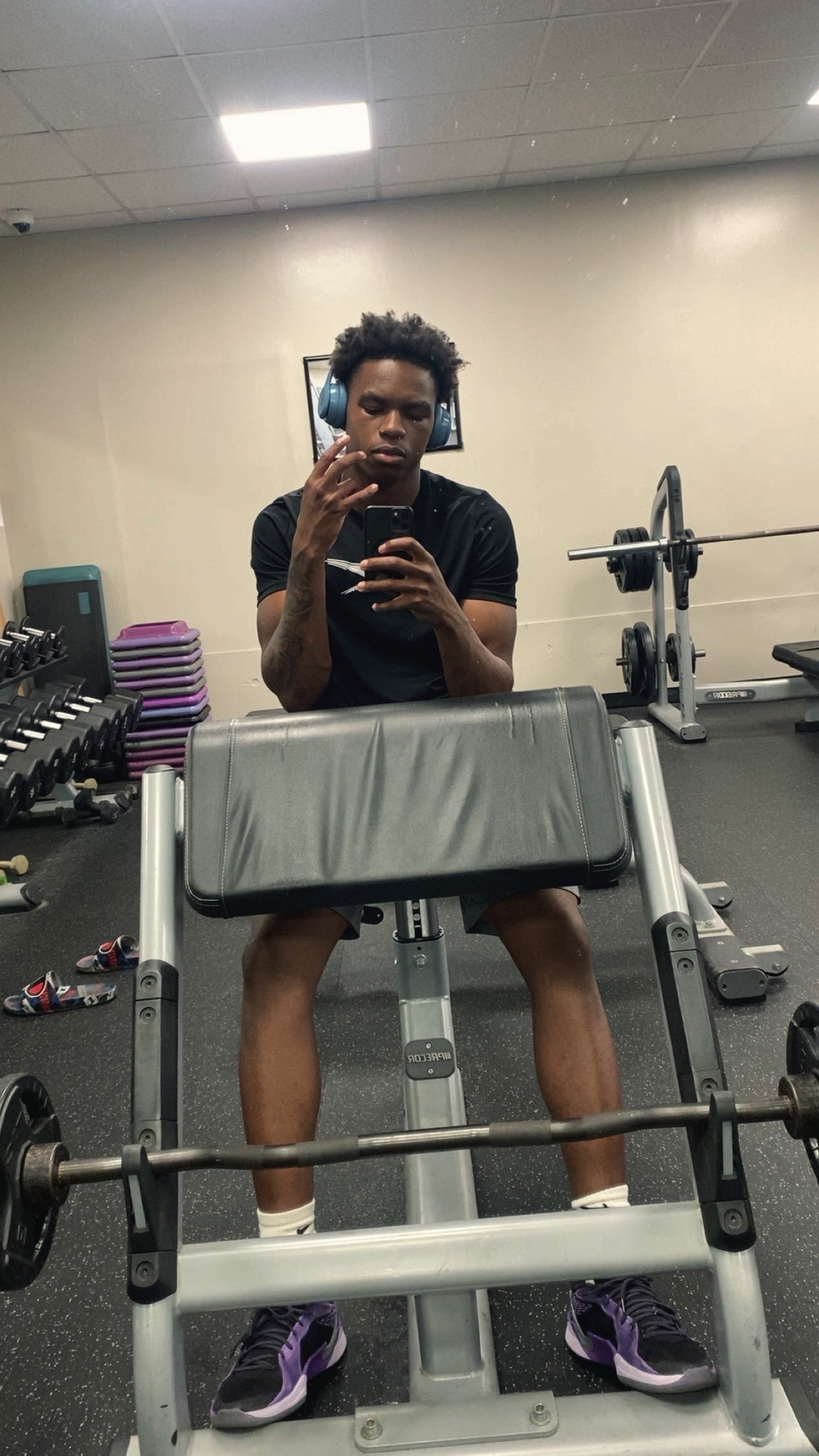@kwamae_