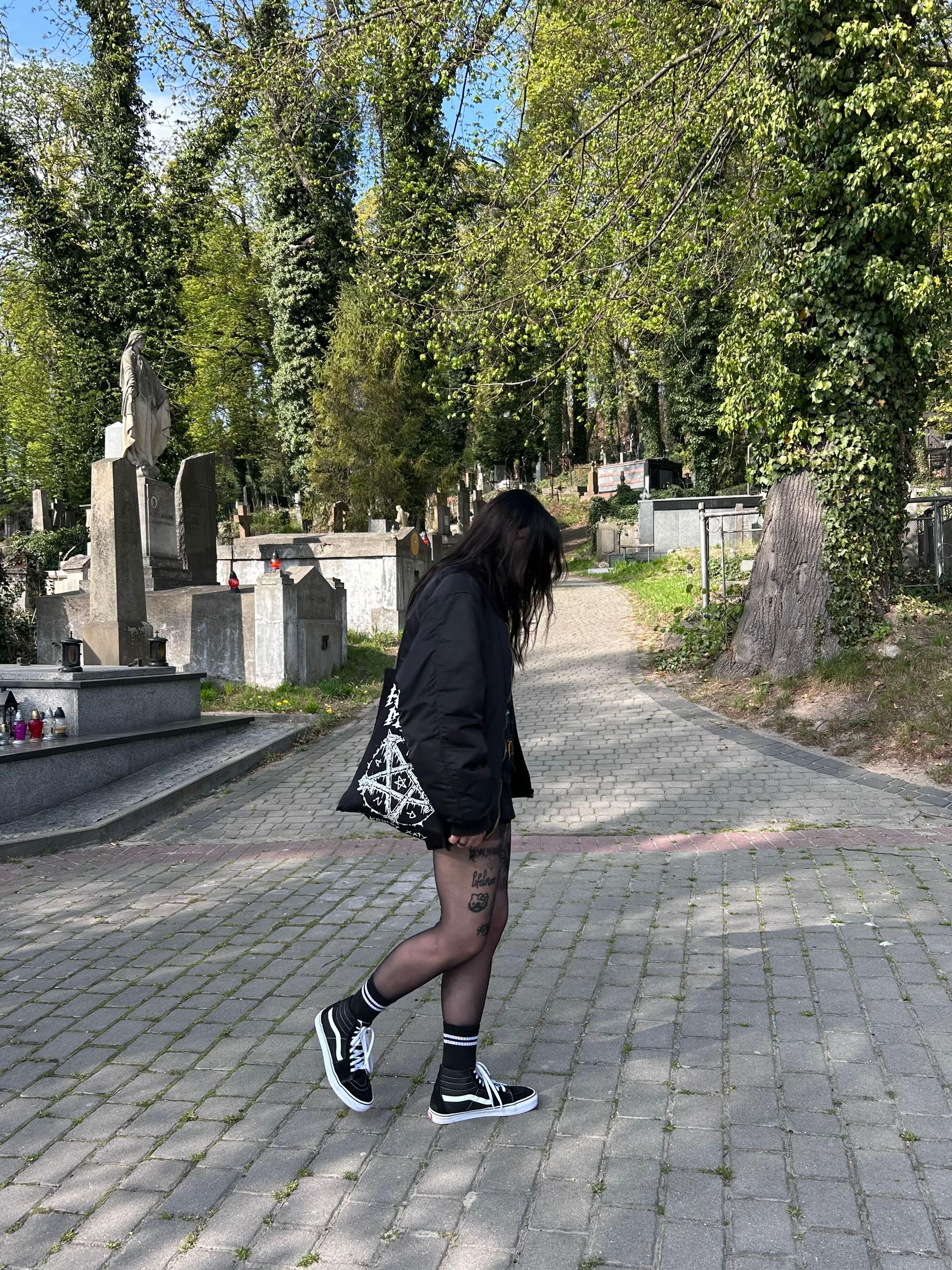 @Васька адідас(респект)🦶🏻