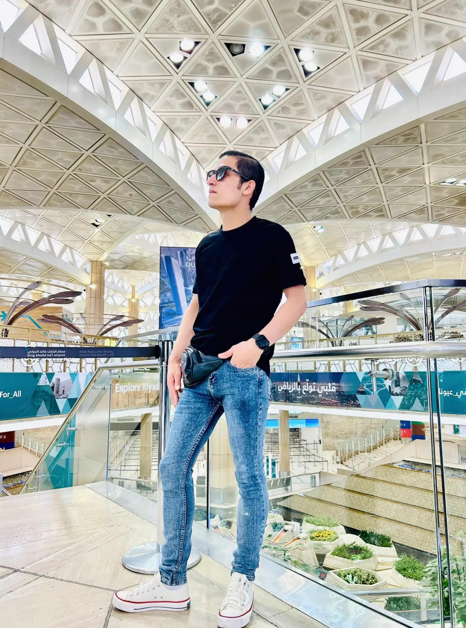 @Anuj Gautam🇳🇵 Jerry Wang🇨🇳
