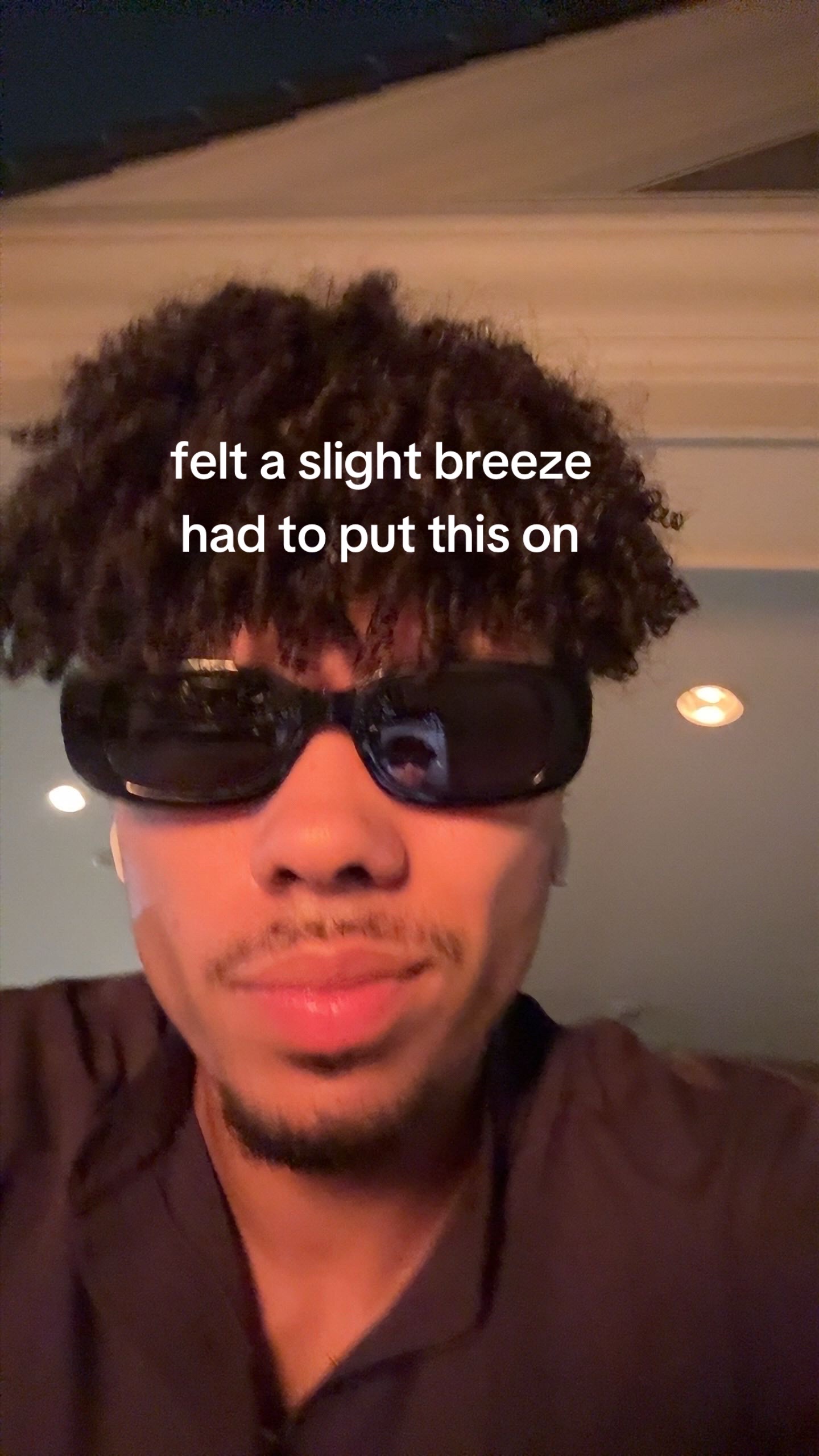 @…