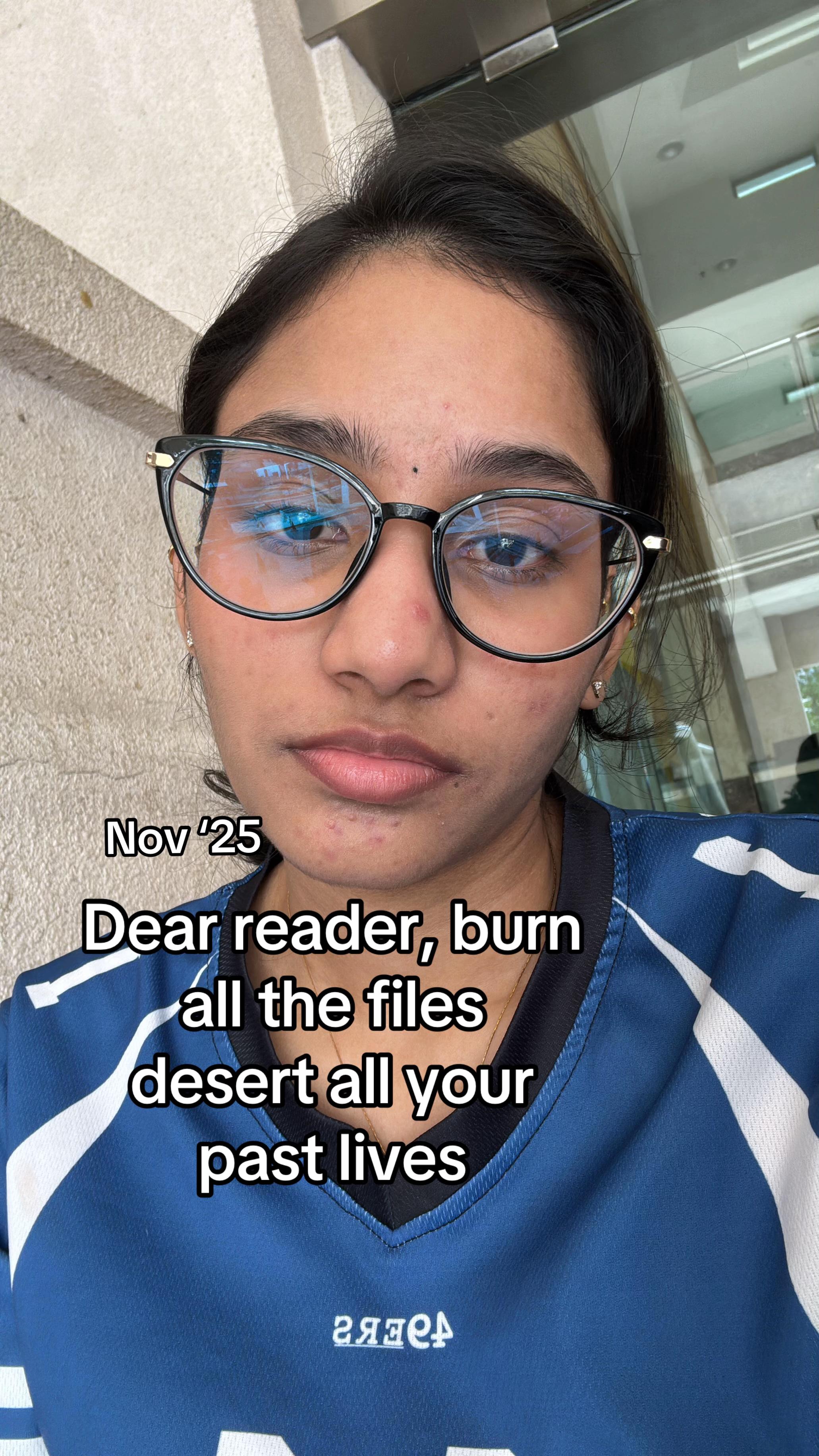 @vitraaanair 💌