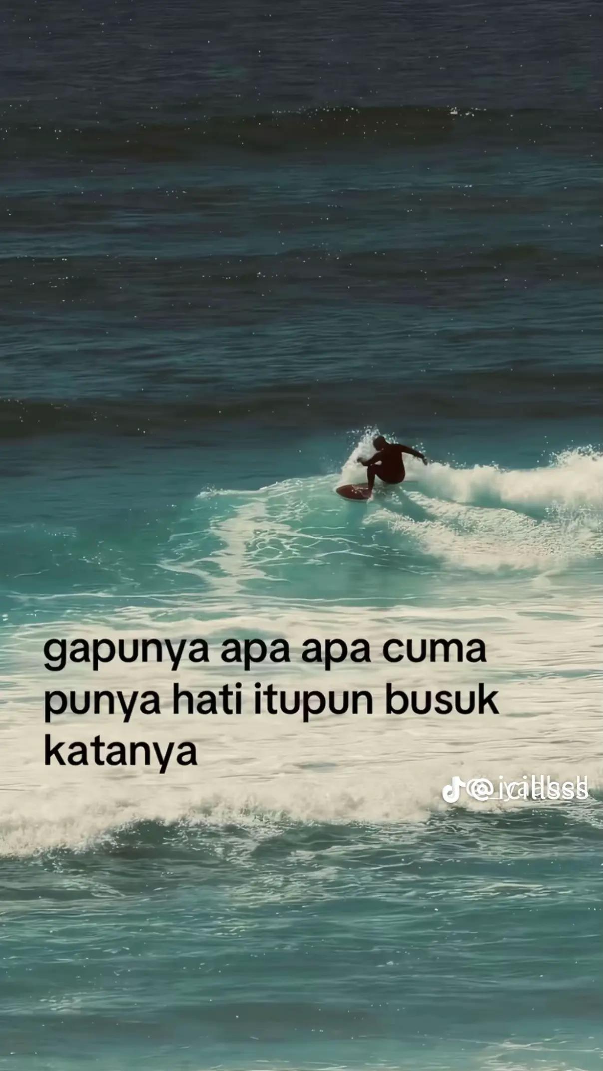 @𝓔