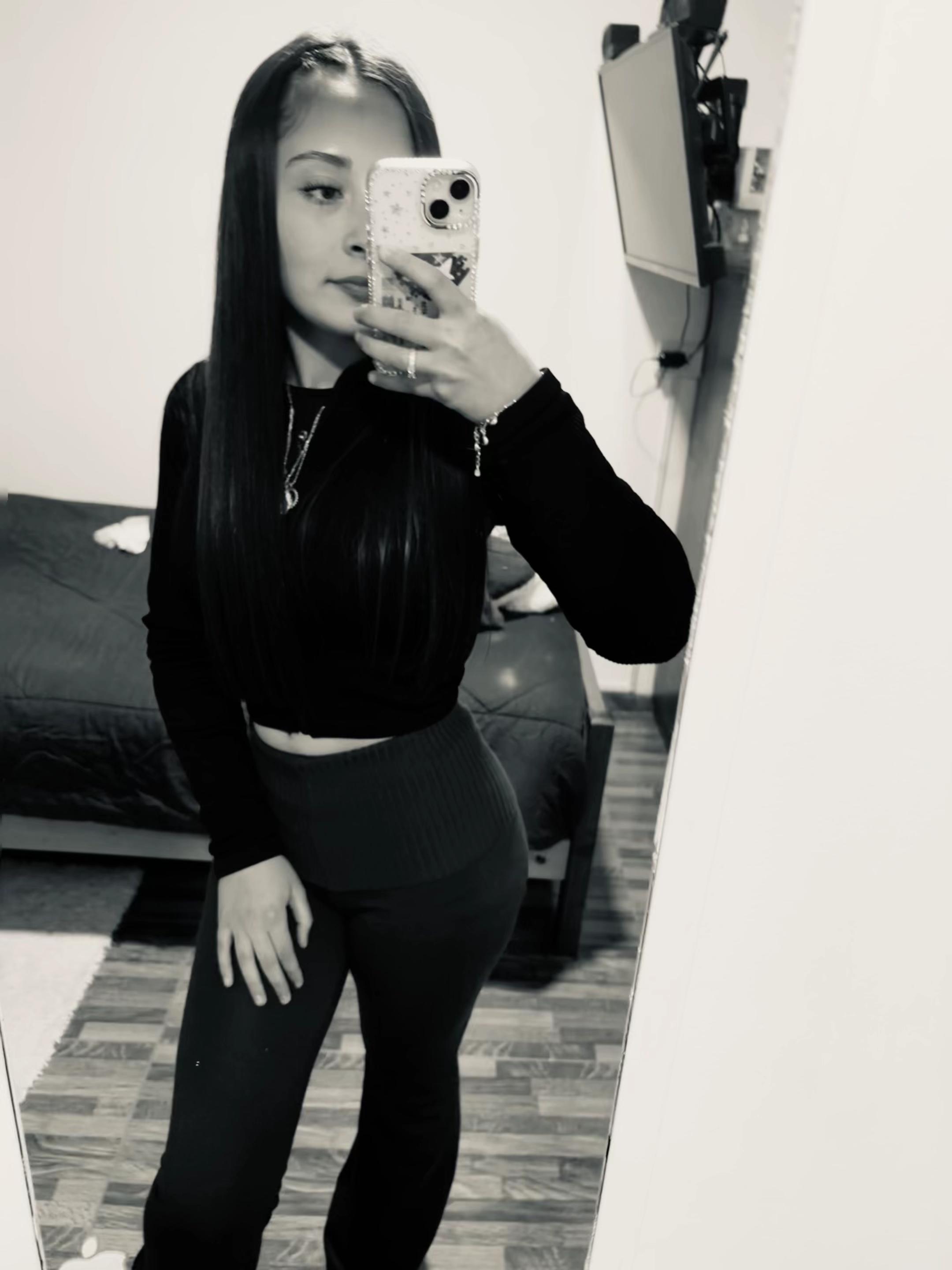 @🦦