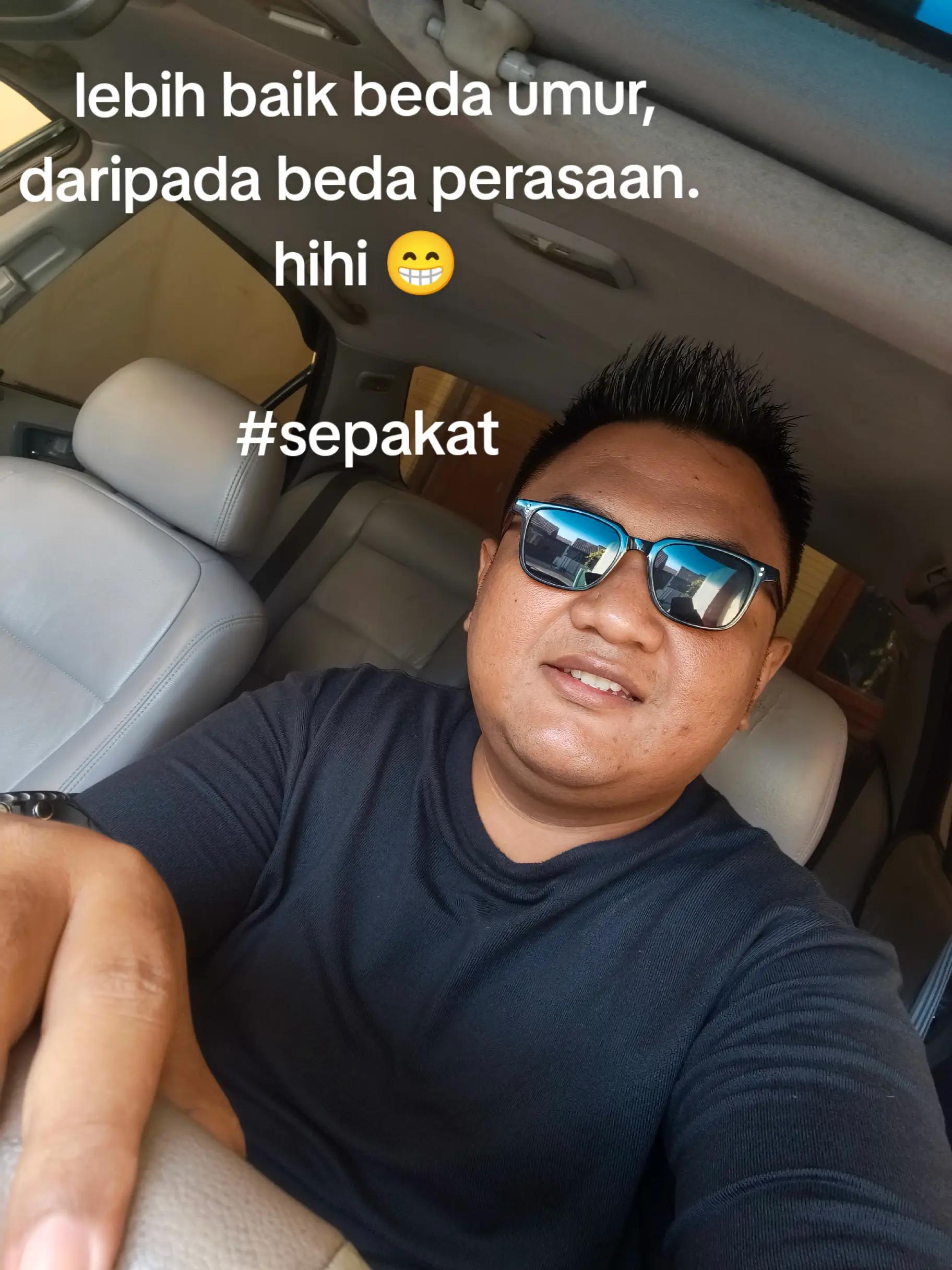 @Sebut saja R