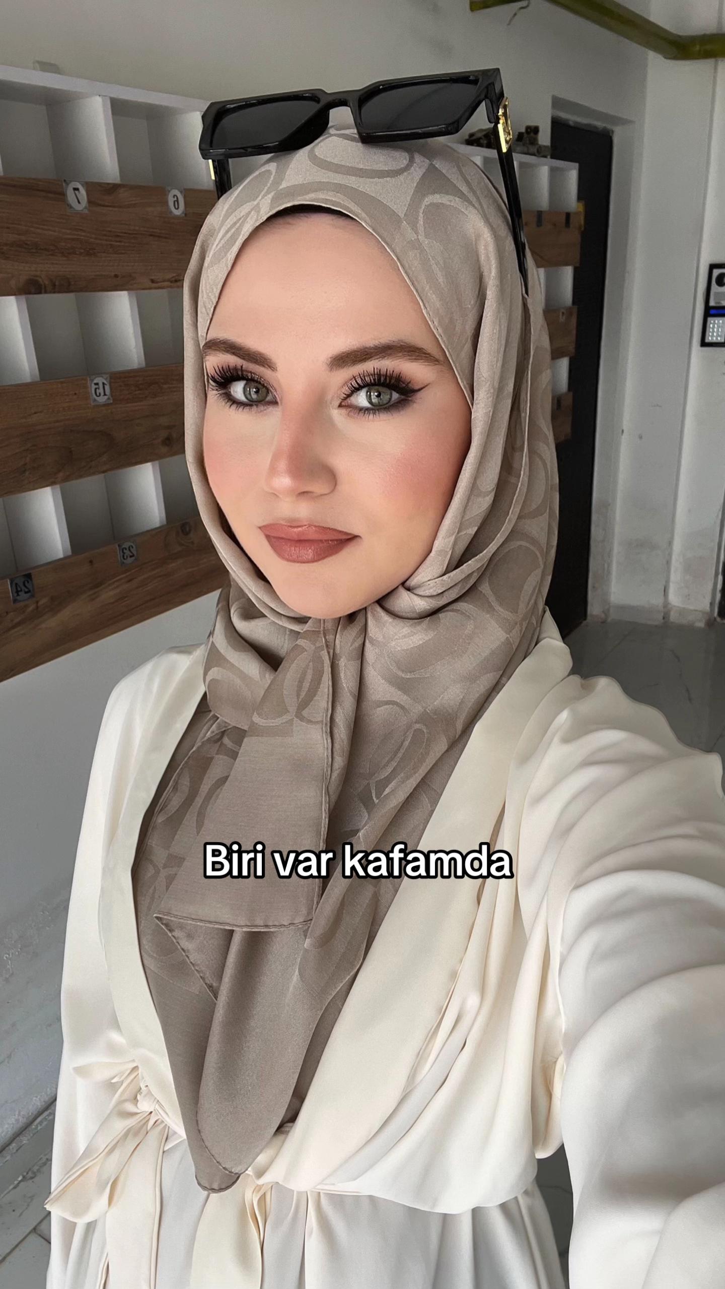@𝓐𝓵𝓮𝔂𝓷𝓪🎀