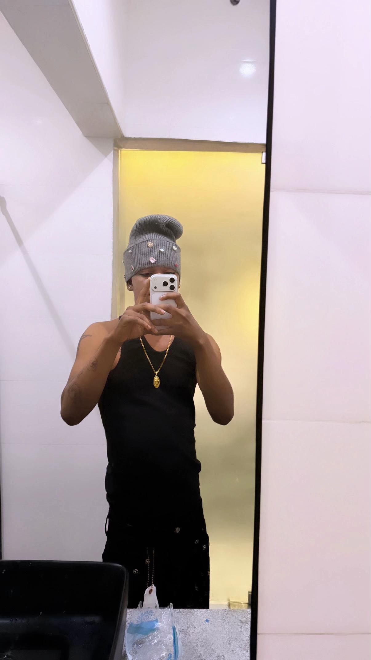 @MR. POUNDZ 🛍️🥸