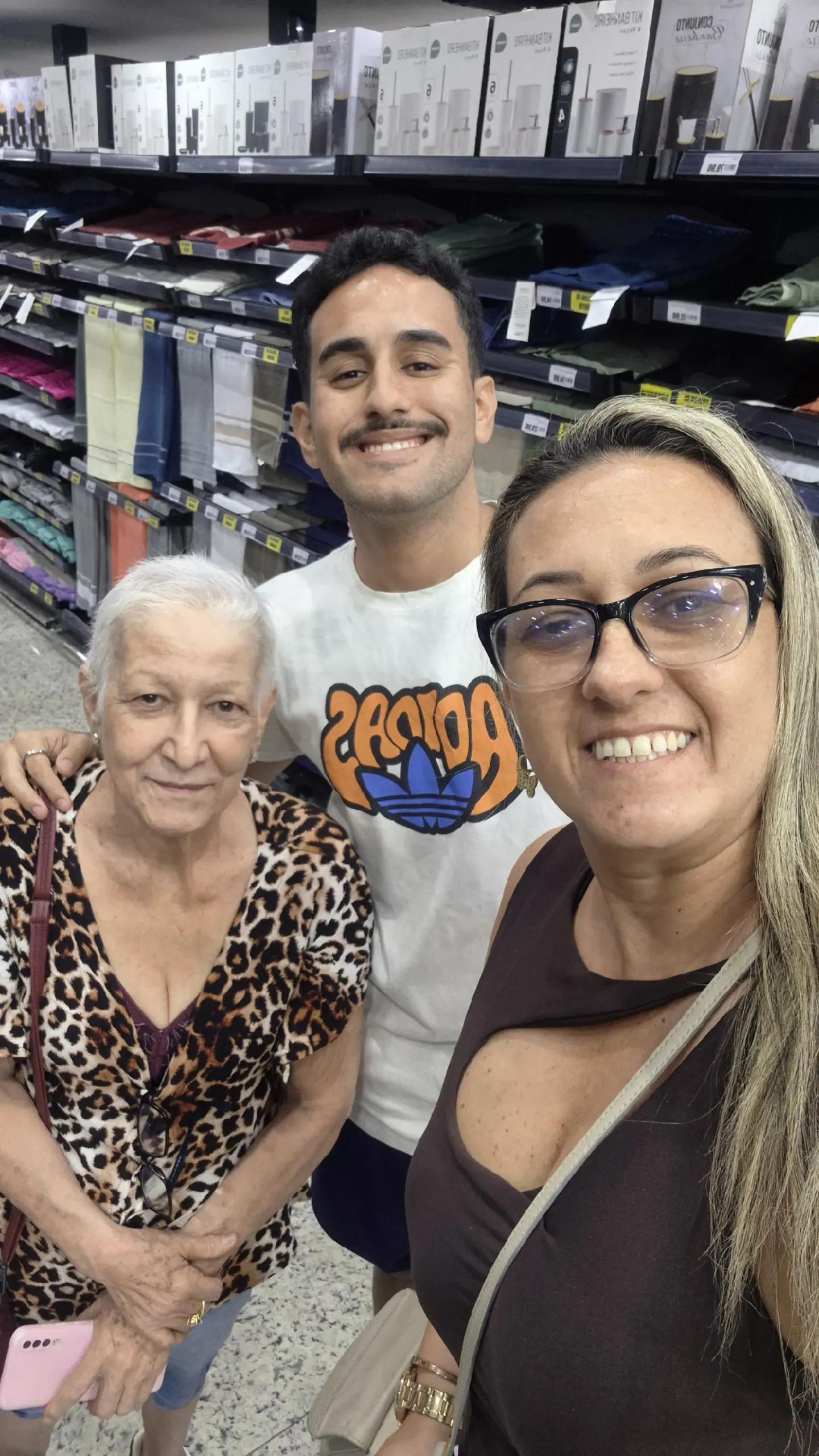 @Viviane