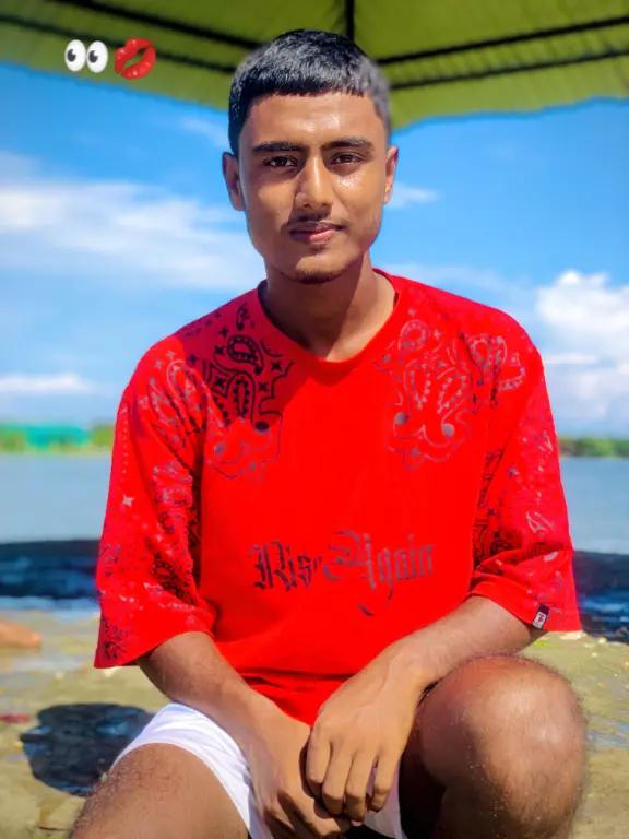 @NoYon BhuiYan ..🕊️💫