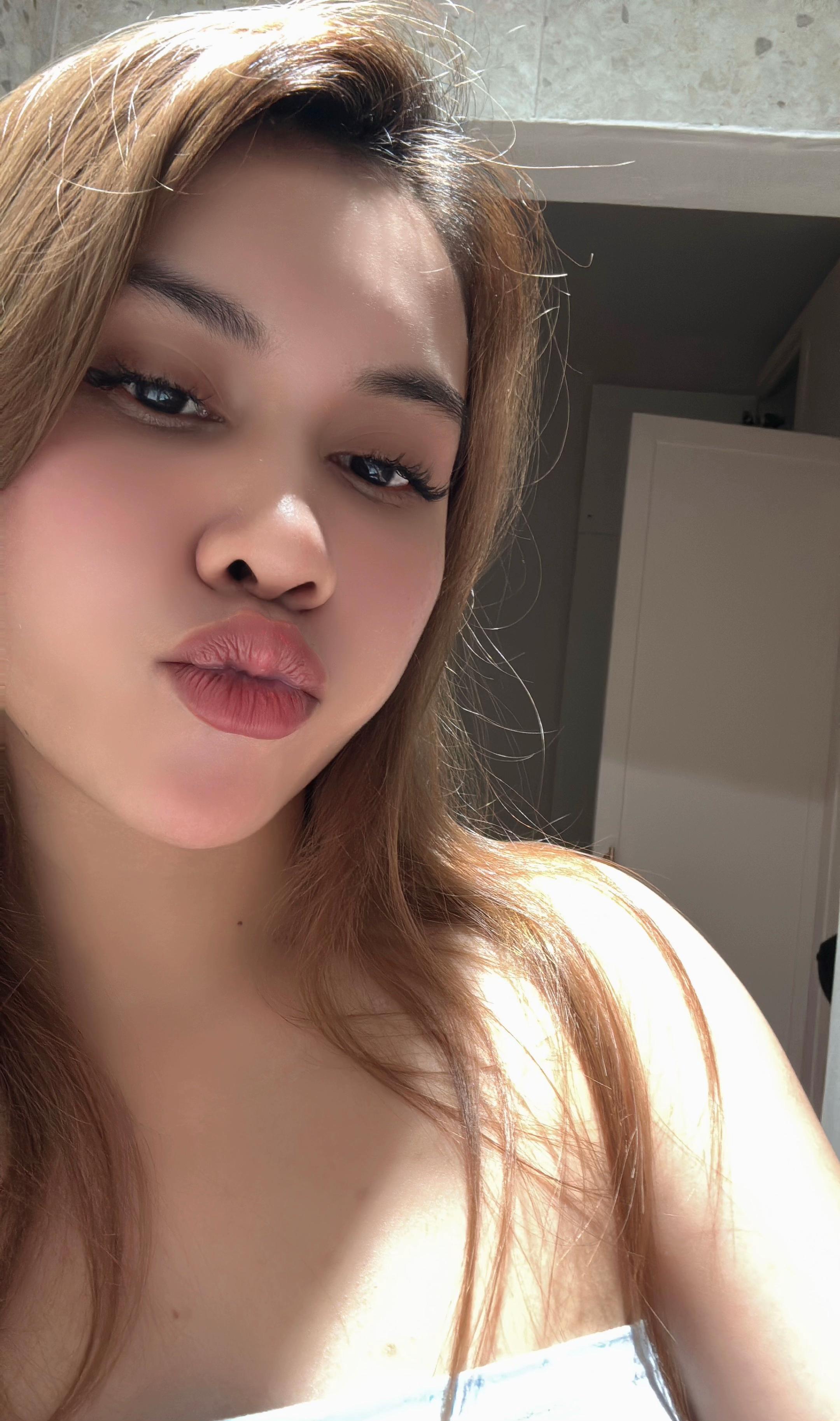 @angelaaa