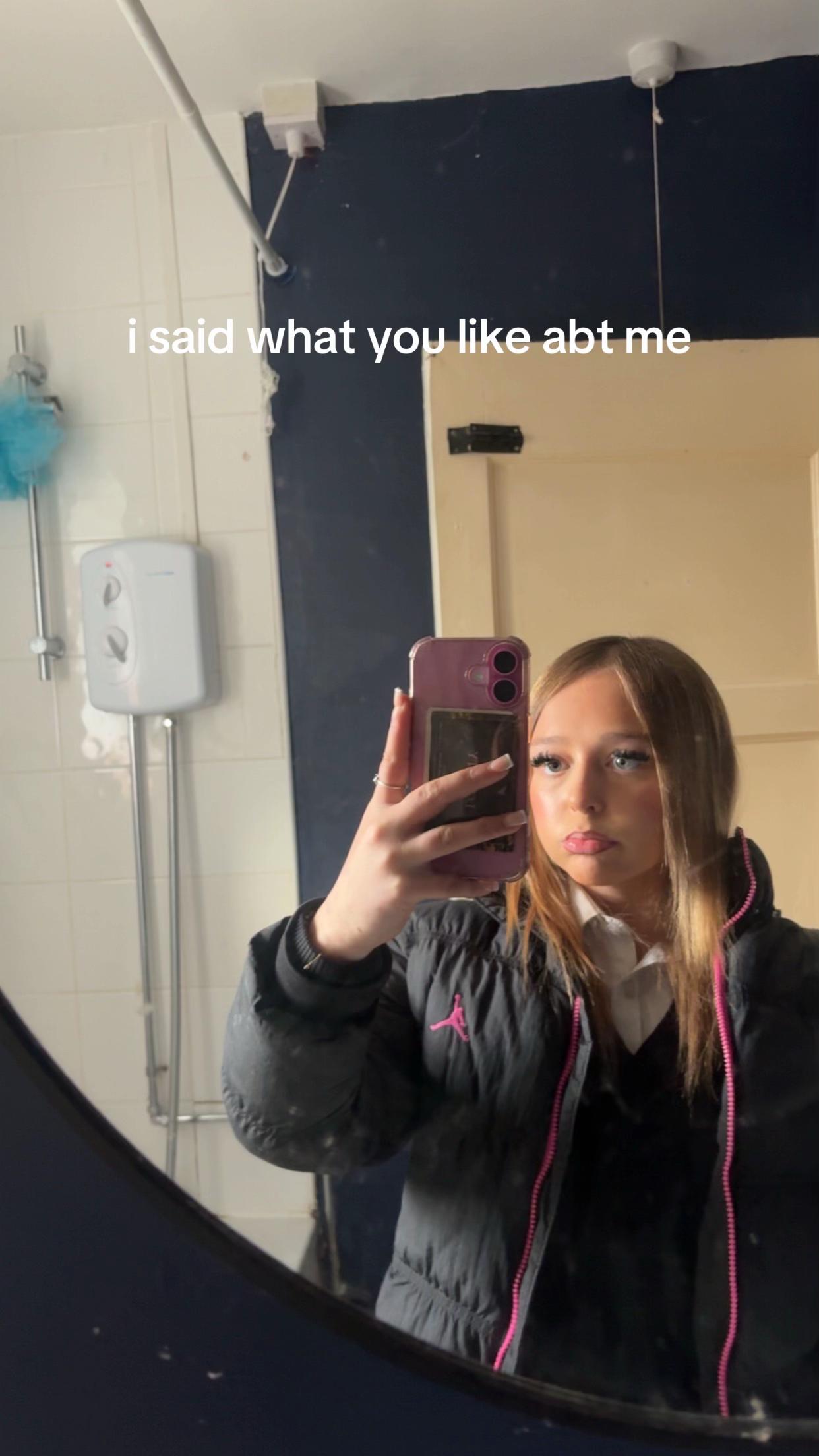 @Scarlett💞