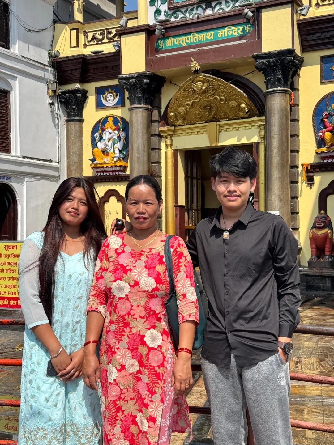 @suku Gurung 💐🫶