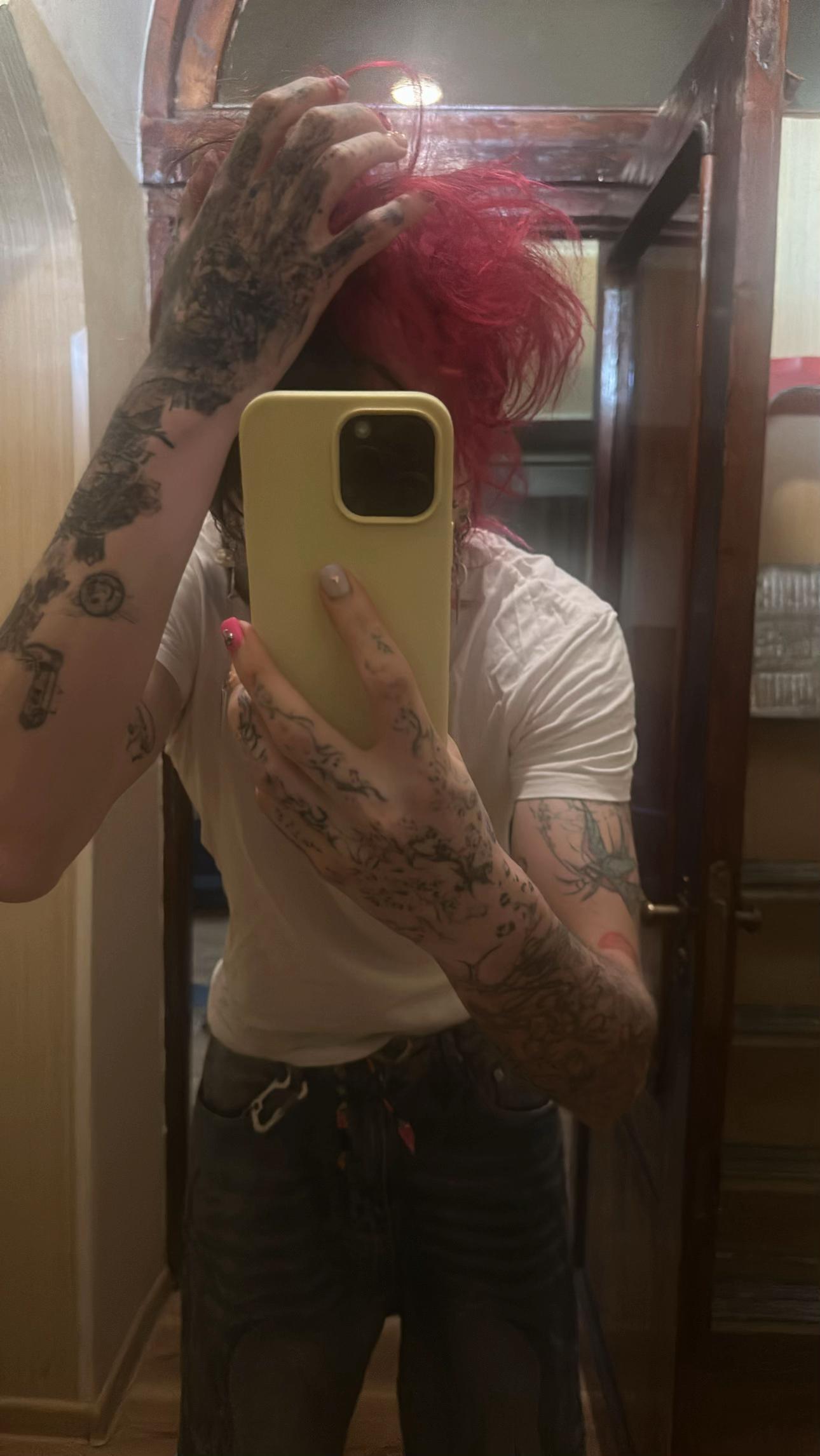 @Colorful punk