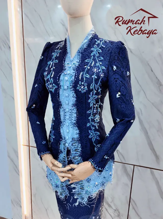 @Rumah kebaya