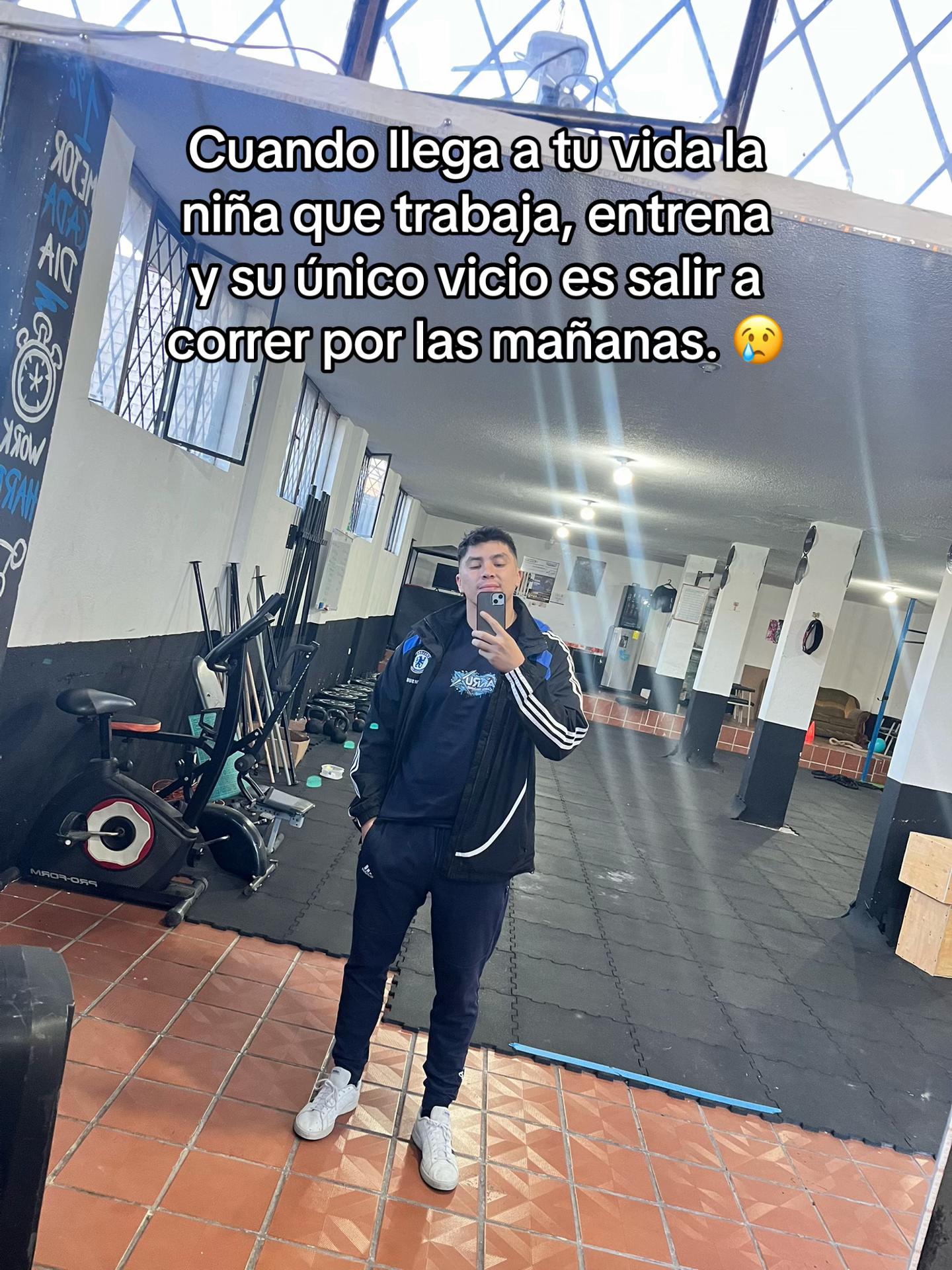 @Pakiry | Crossfit & Humor