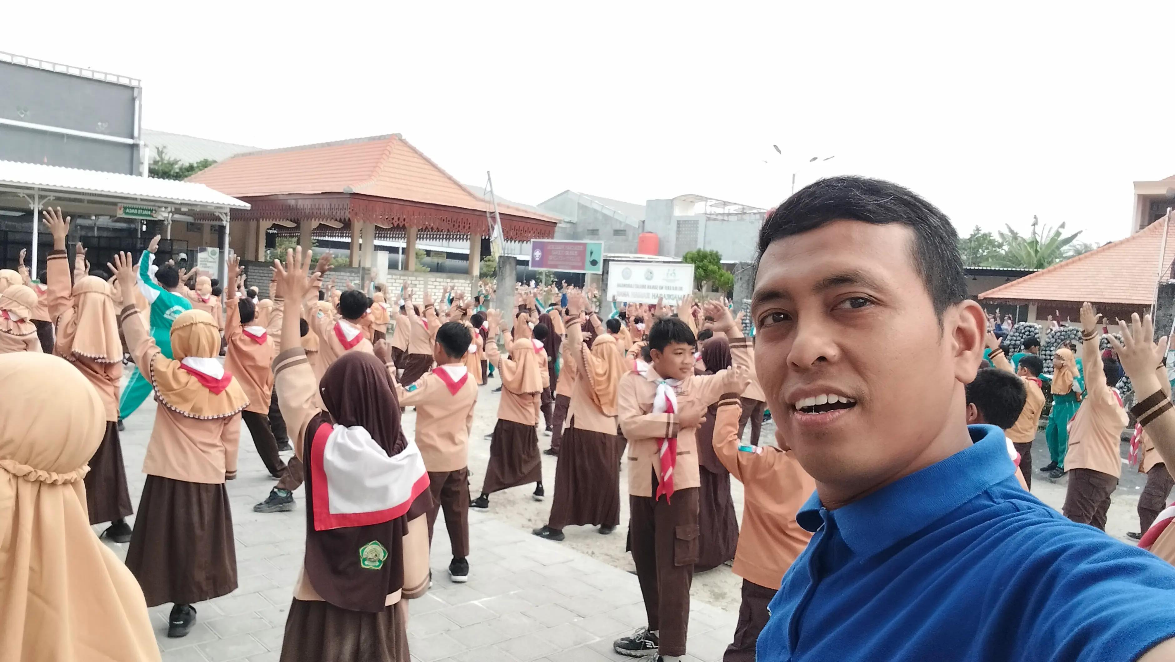 @qodirsmart