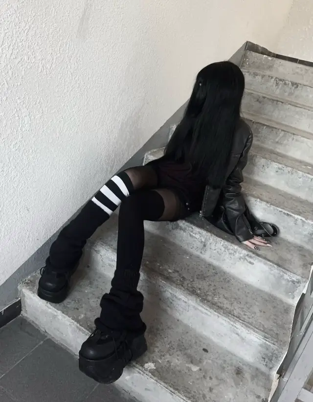 @убита
