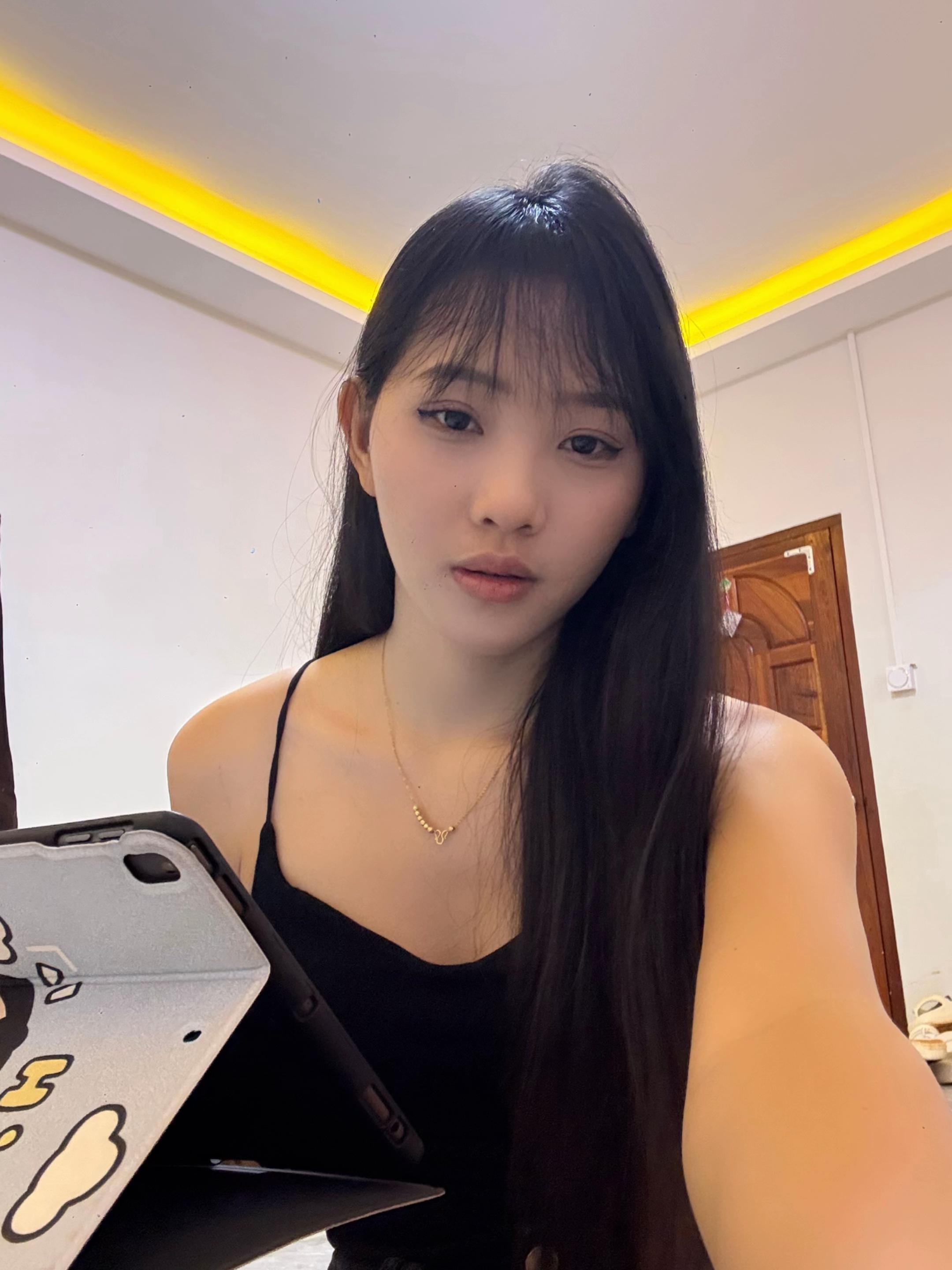 @依琳很调皮🤑