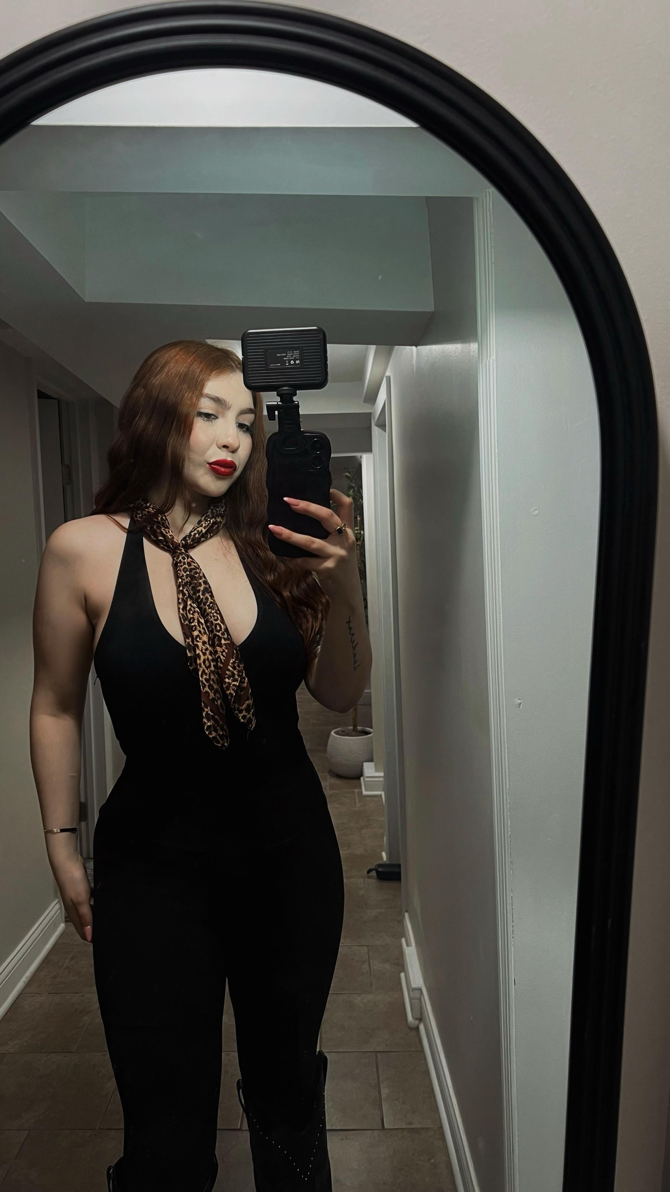 @Nayeli