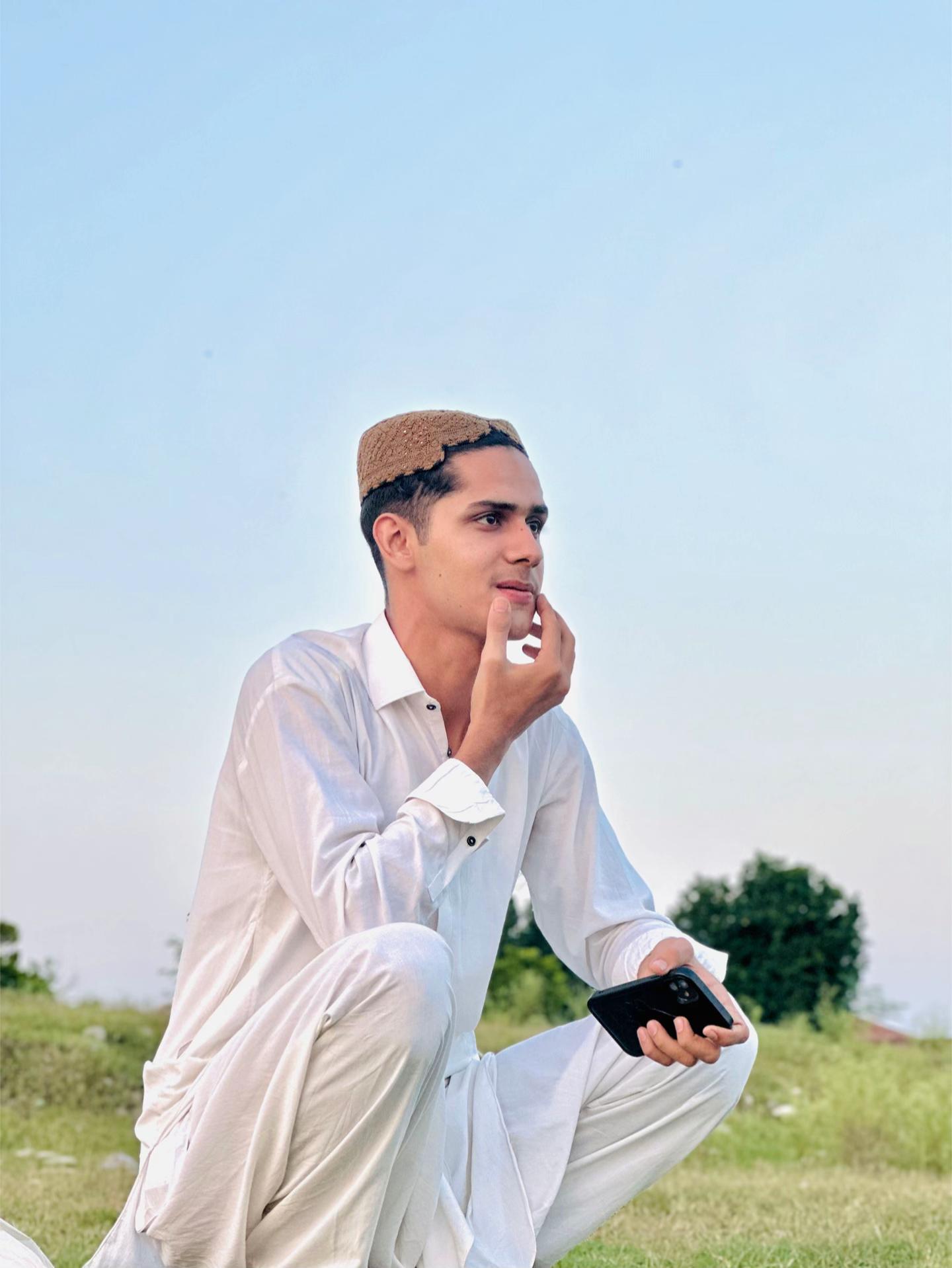 @𝑀𝑈𝑁𝐸𝐸𝑅❤️&zwj;🩹