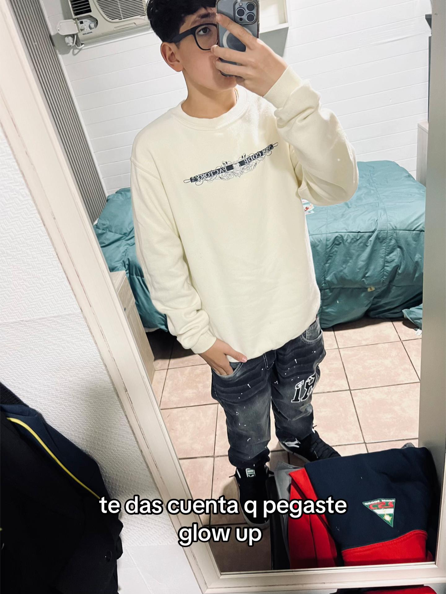 @Toleee