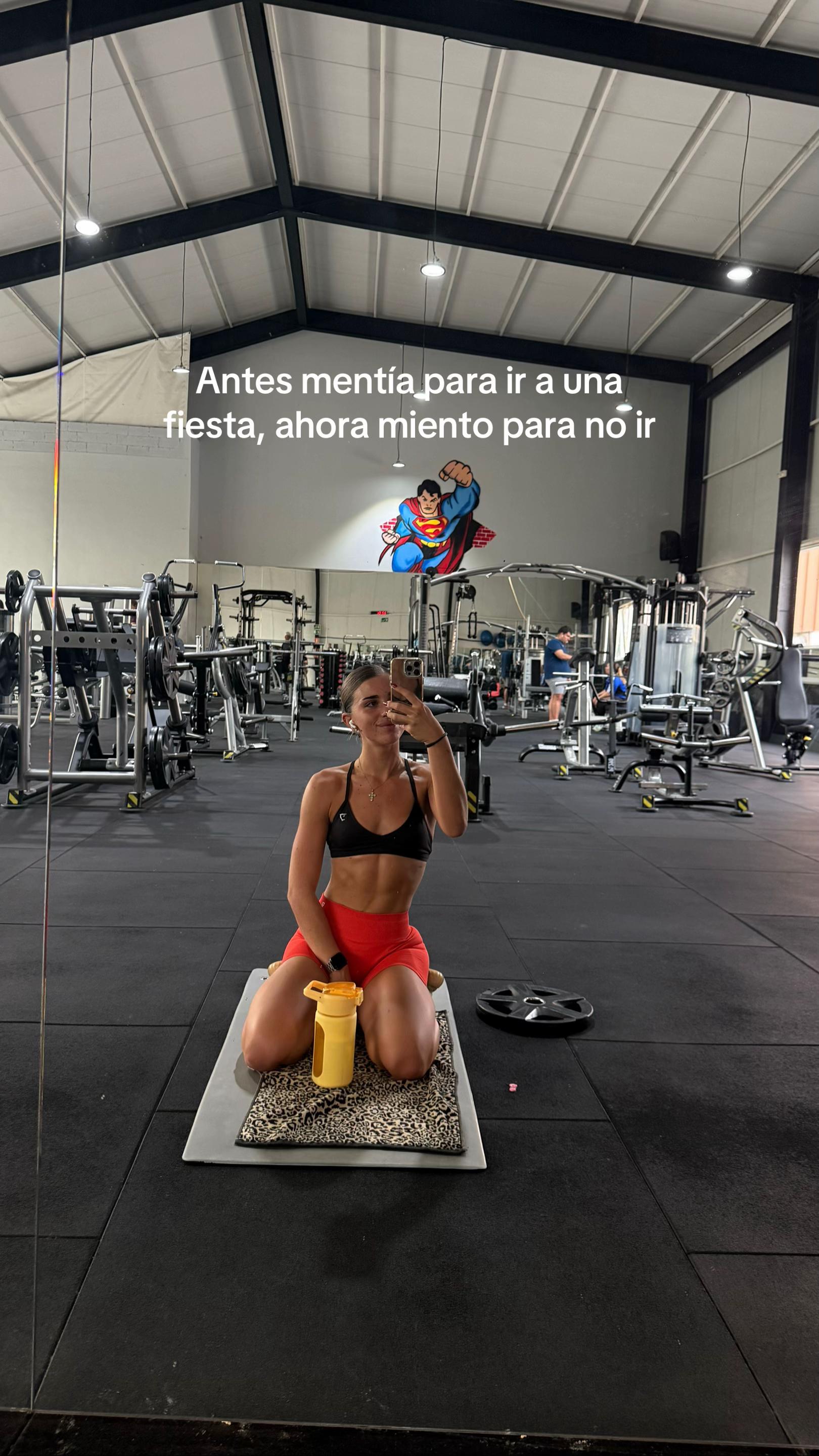 @María López