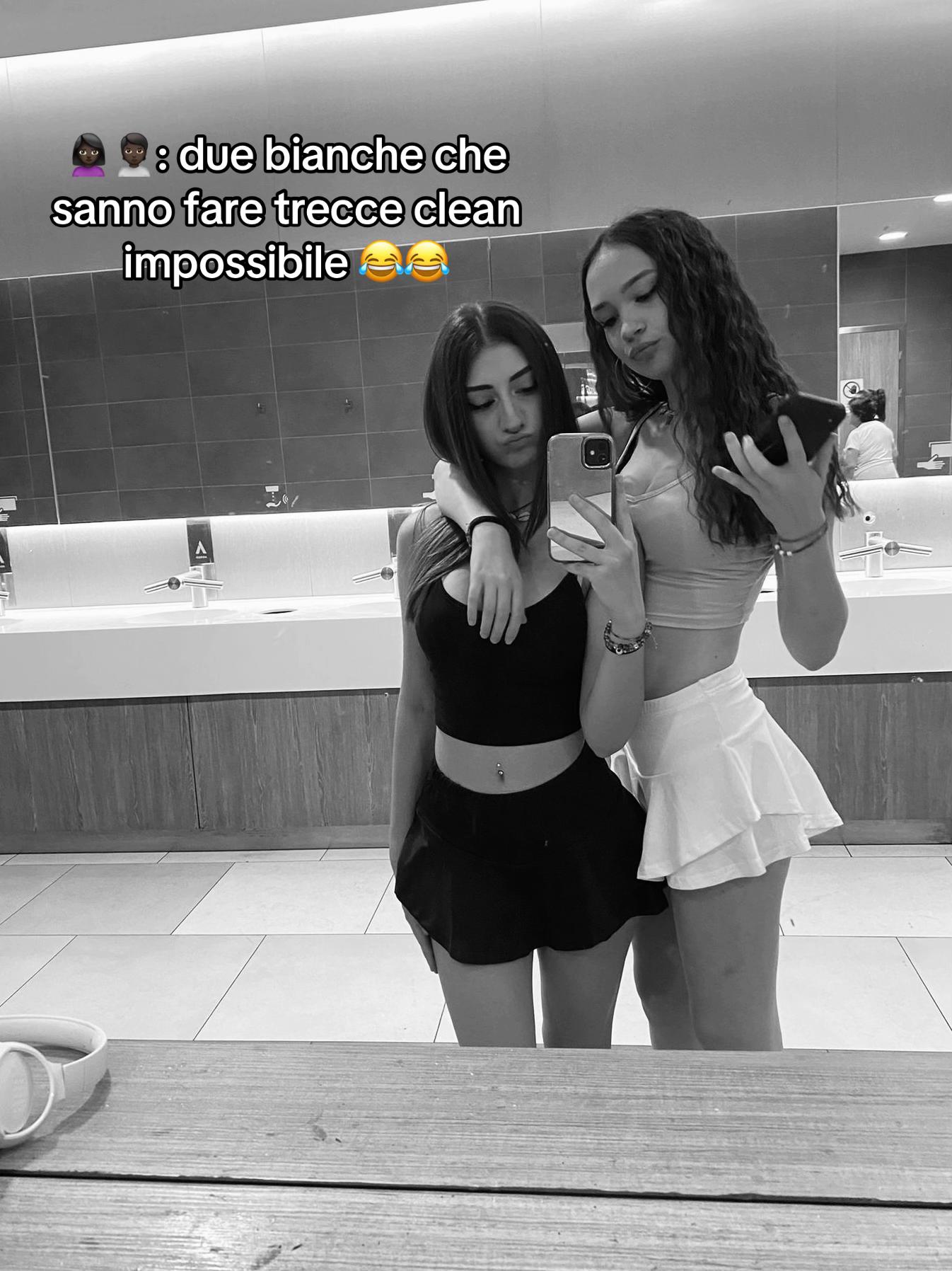 @viky🪮