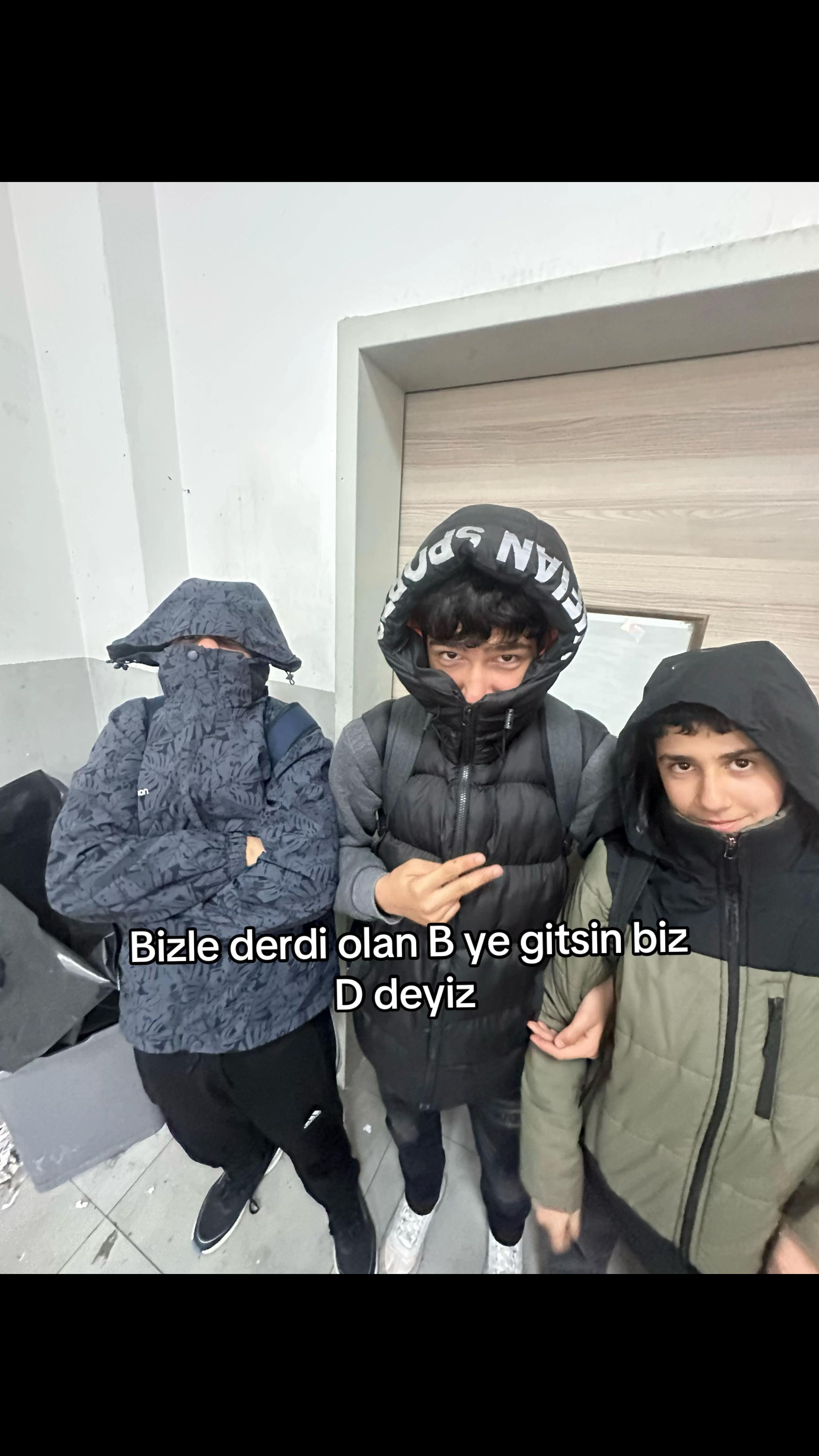 @9/D