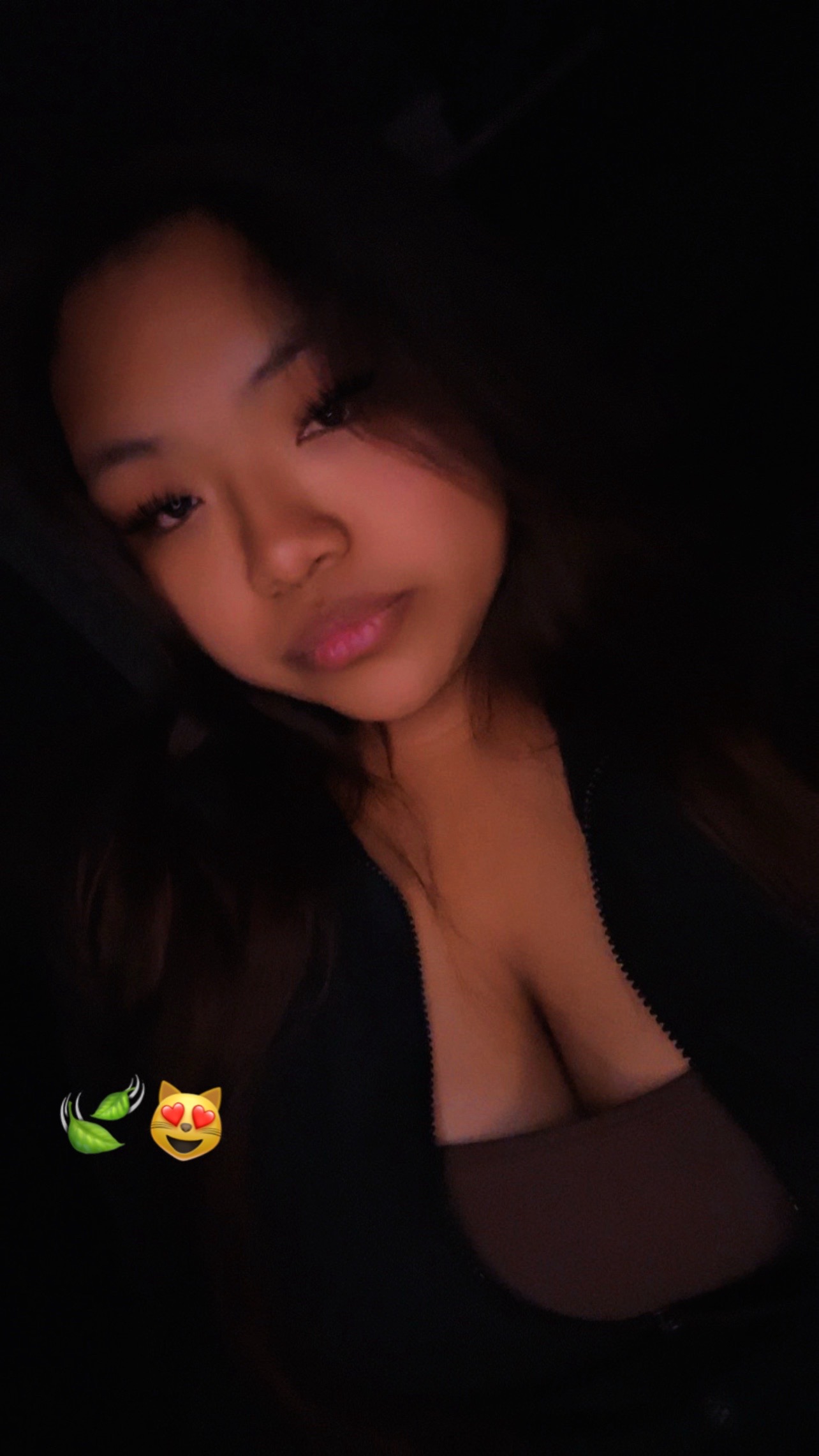 @𝐋𝐞𝐚𝐯𝐞 𝐚 𝐦𝐞𝐬𝐬𝐚𝐠𝐞..
