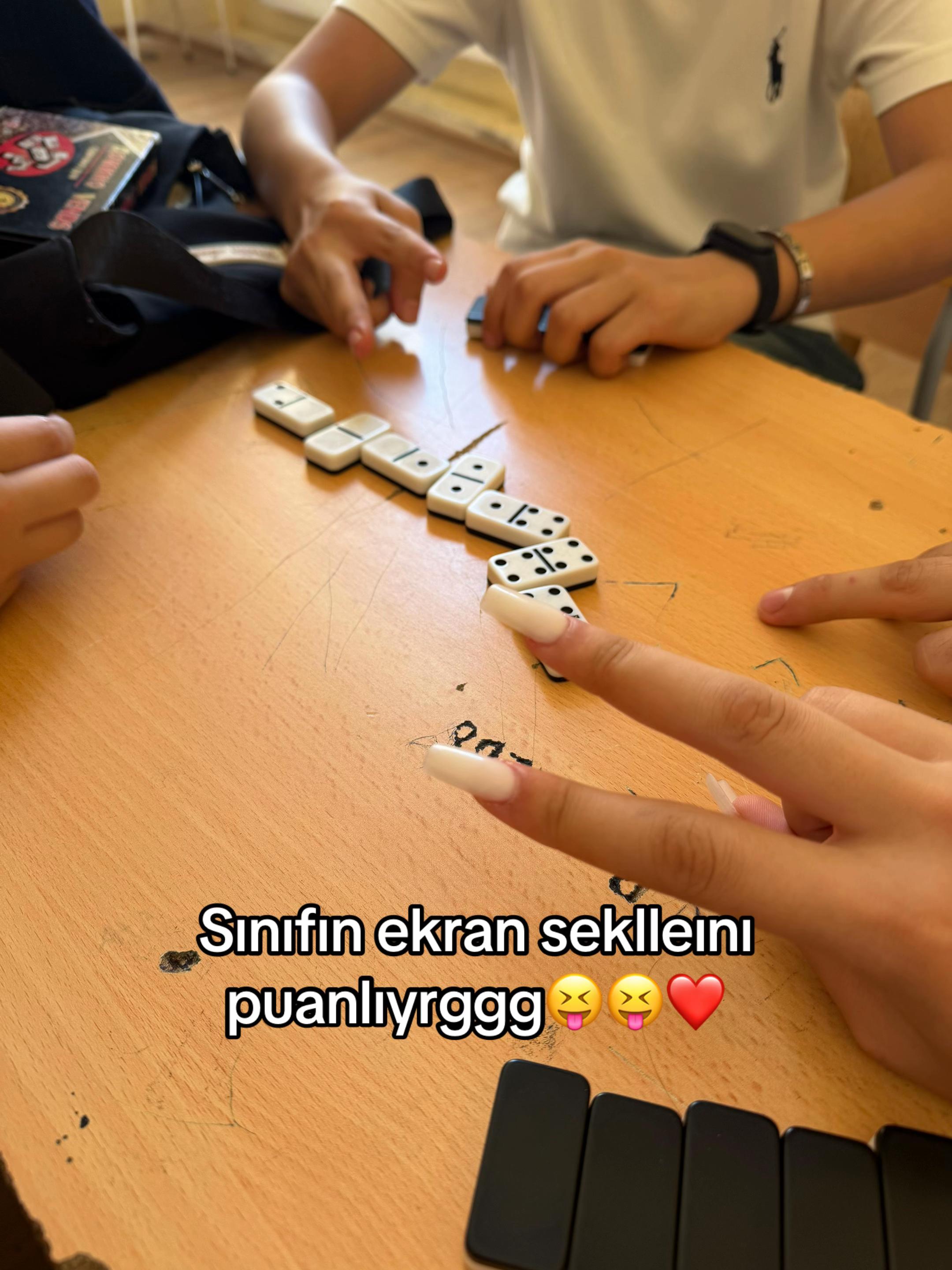 @12qrup💕