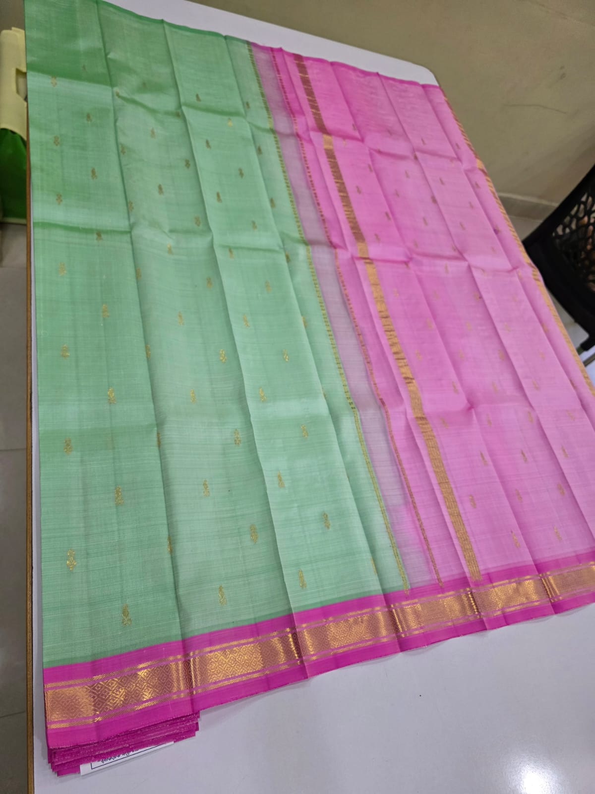@Arunthadhi Wastrams Weaves