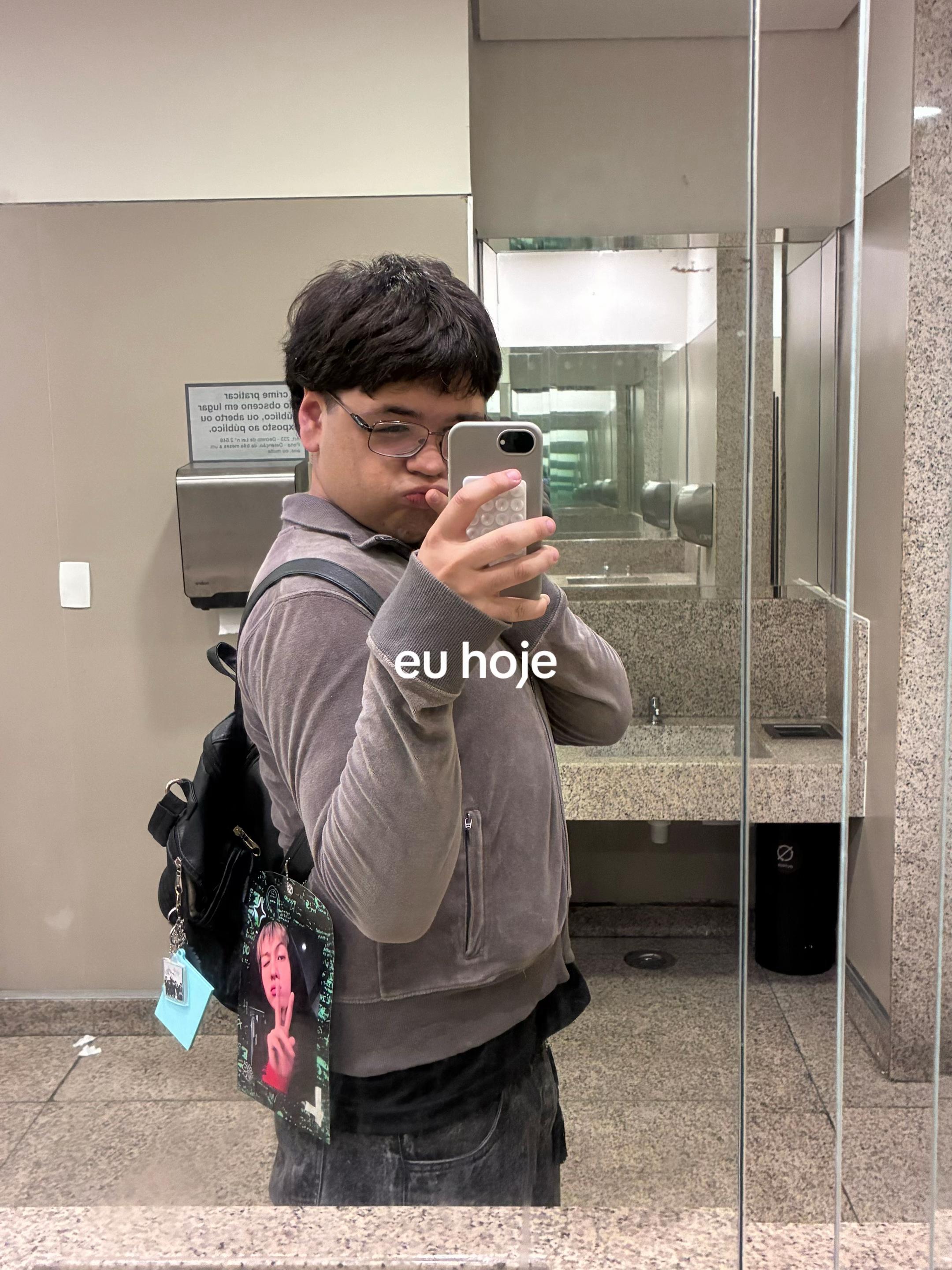 @𑣲kitty