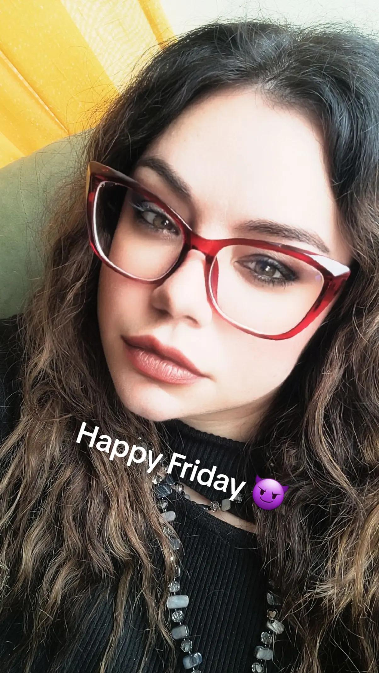 @MandelaChrissix