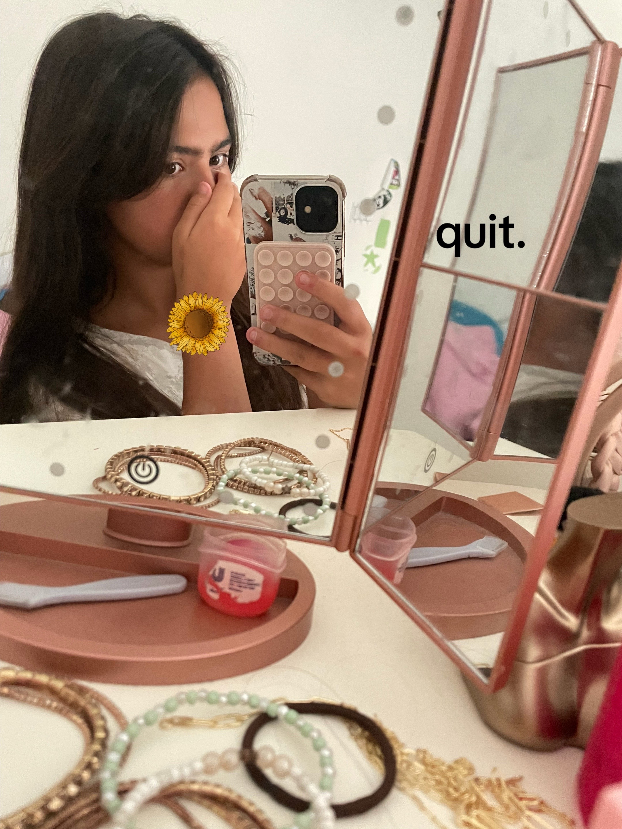 @⁎ˑ𖦹. 𝖽𝖾𝗇 .٠✶