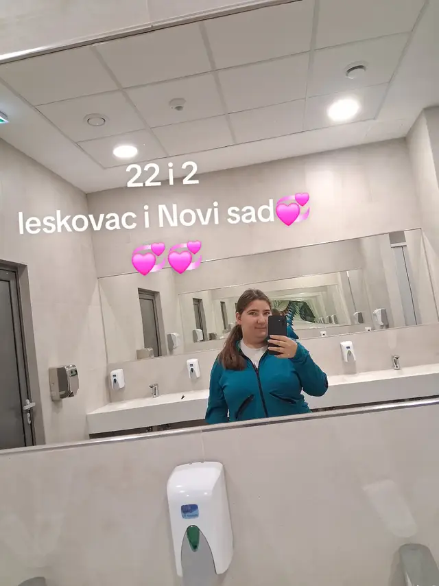 @andjela