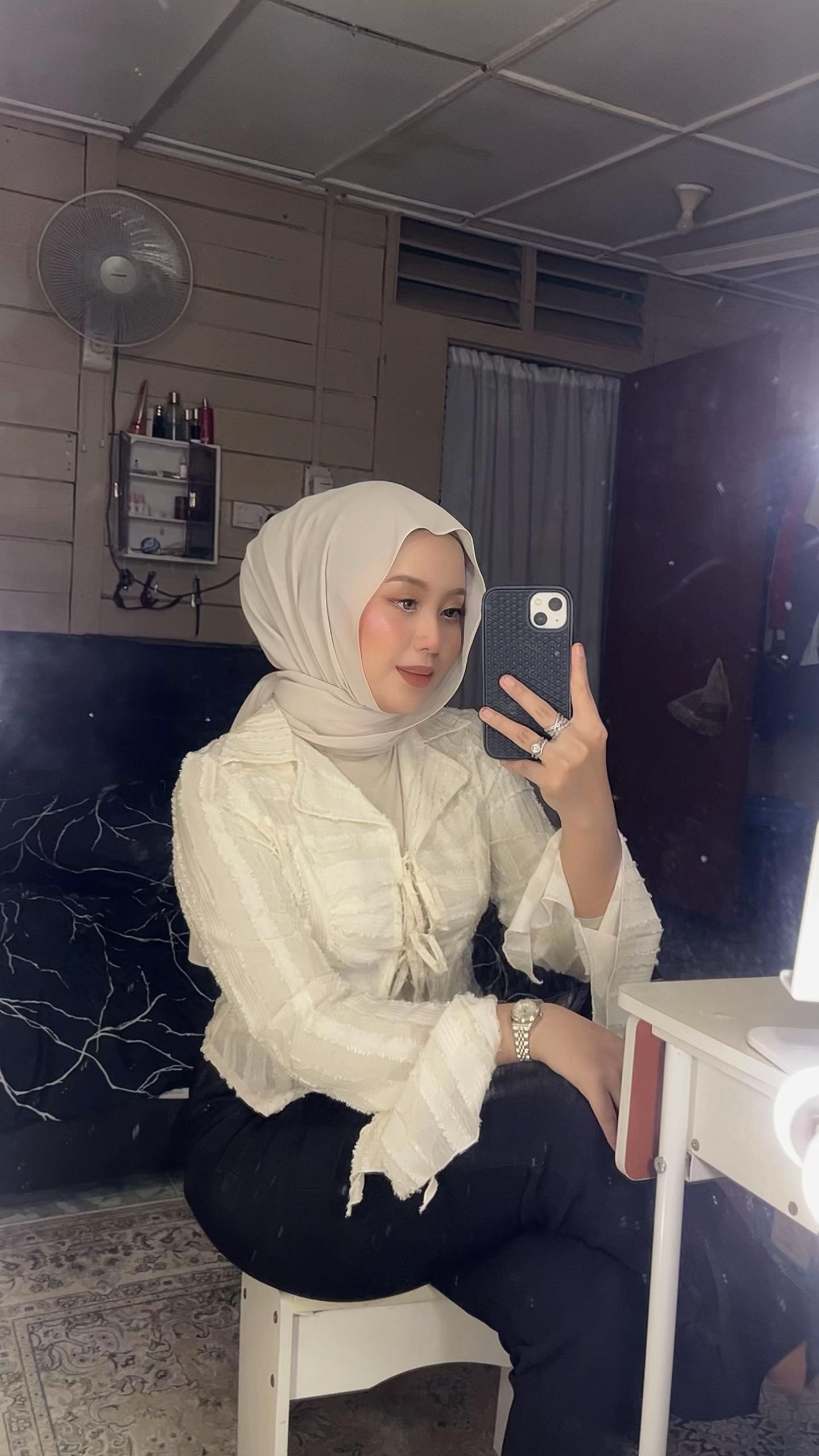 @eysamira