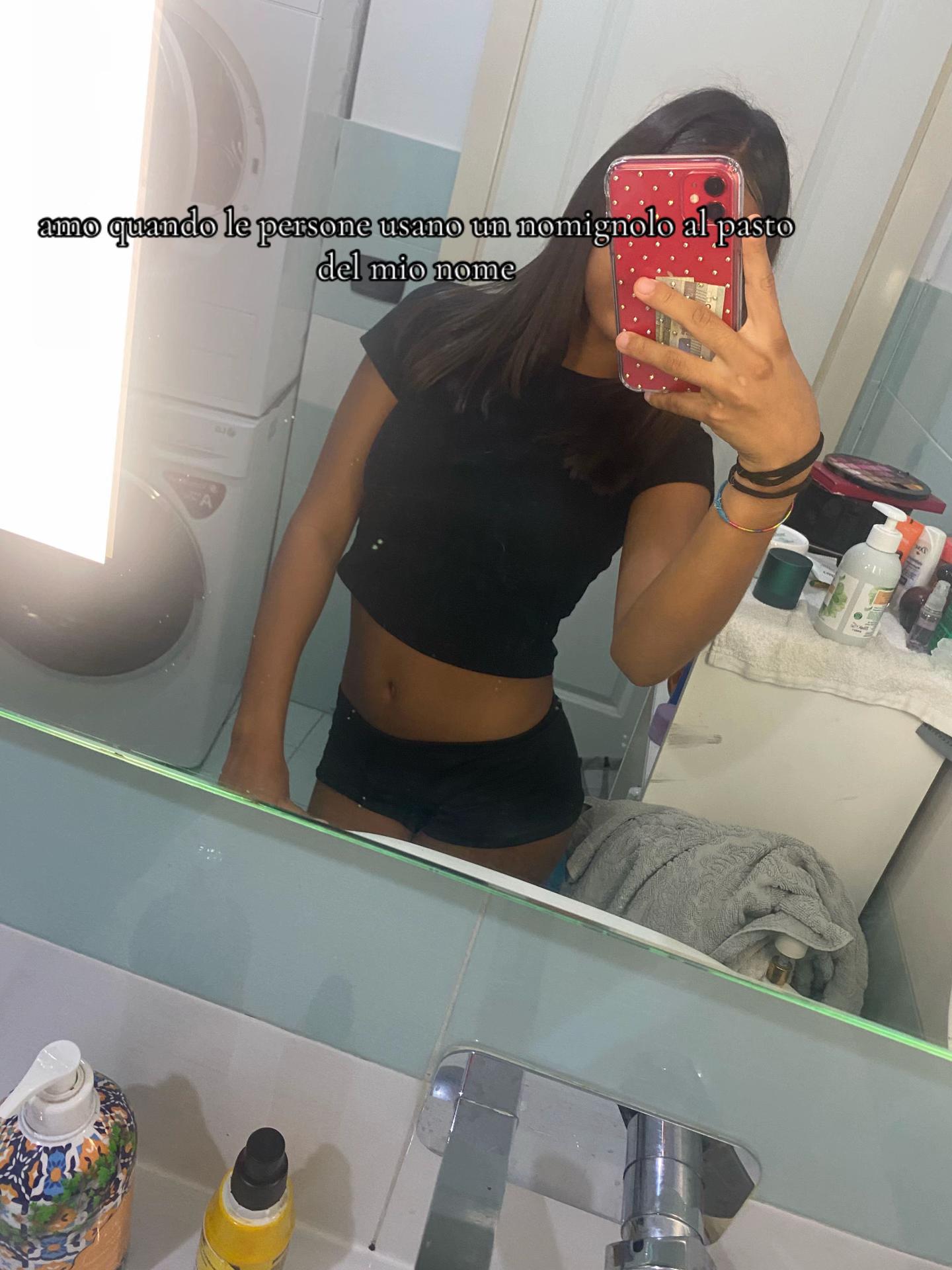 @🤷🏽&zwj;♀️