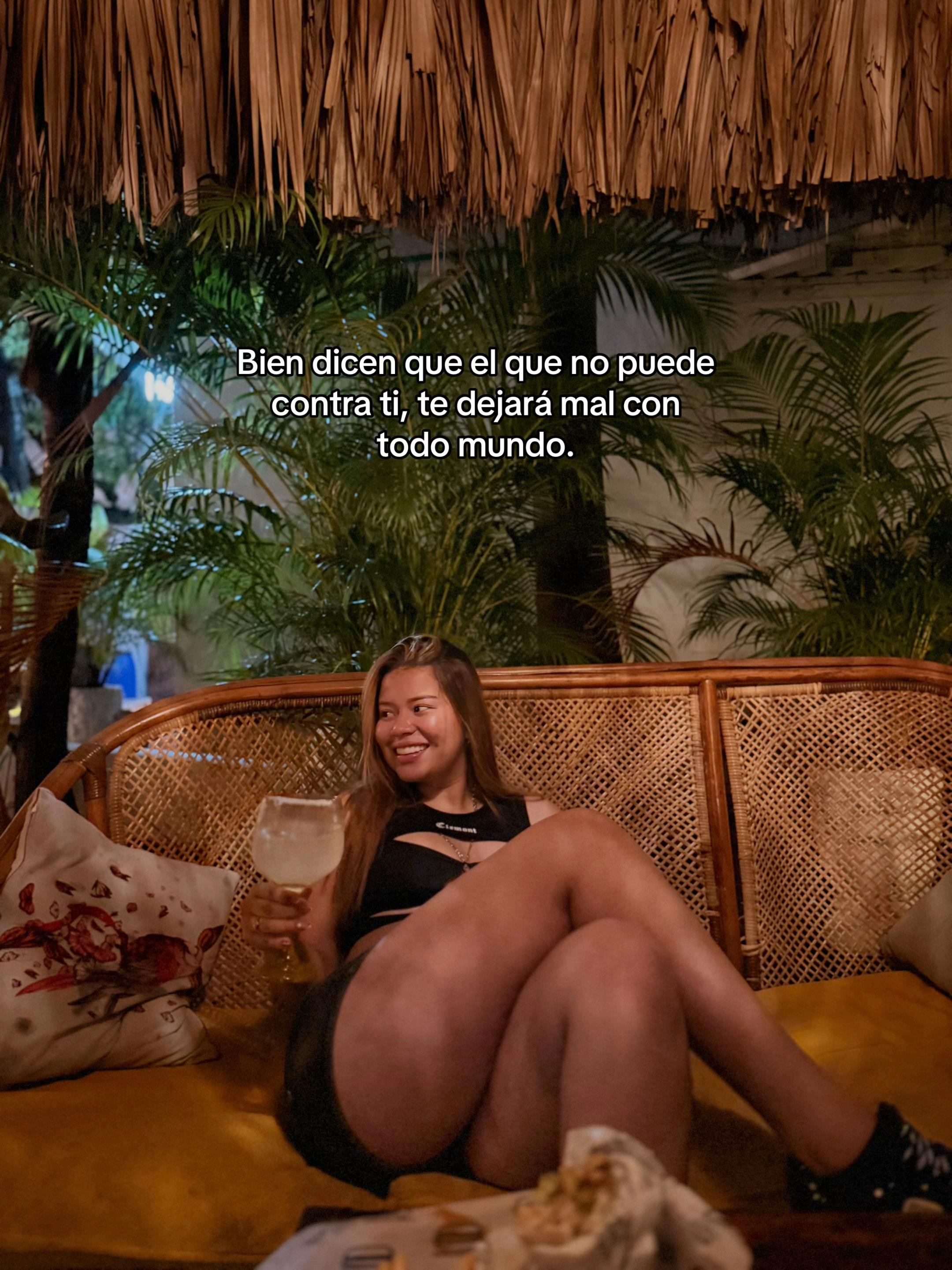 @Victoria Acosta