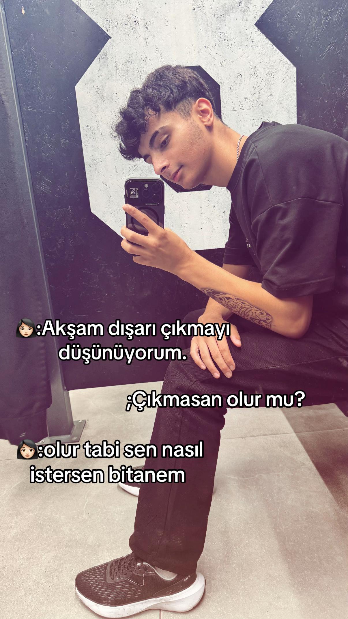 @𝓒𝓪𝓷 🕷️