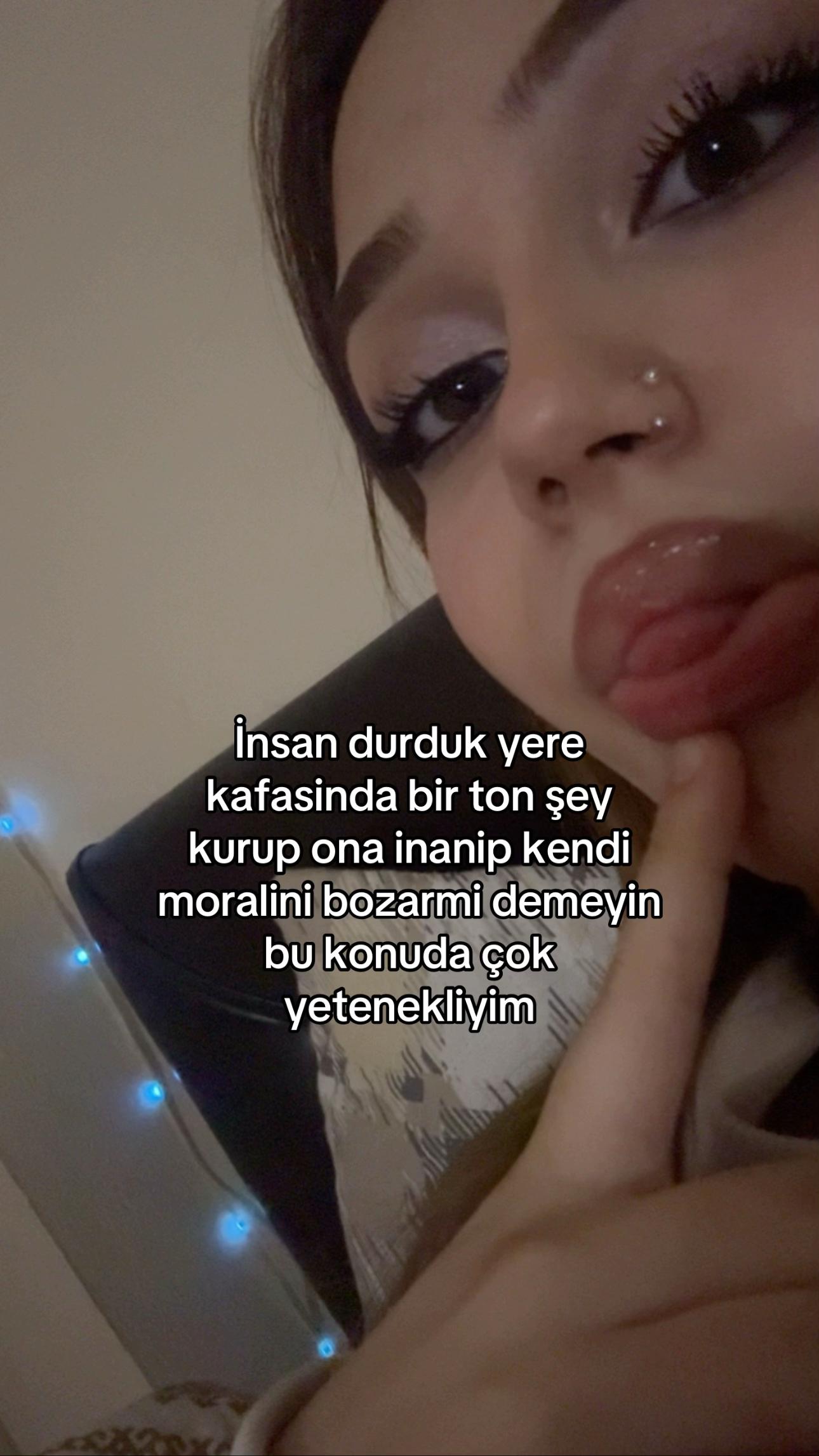 @𝑹𝒐𝒍𝒚𝒂𝒏𝒏
