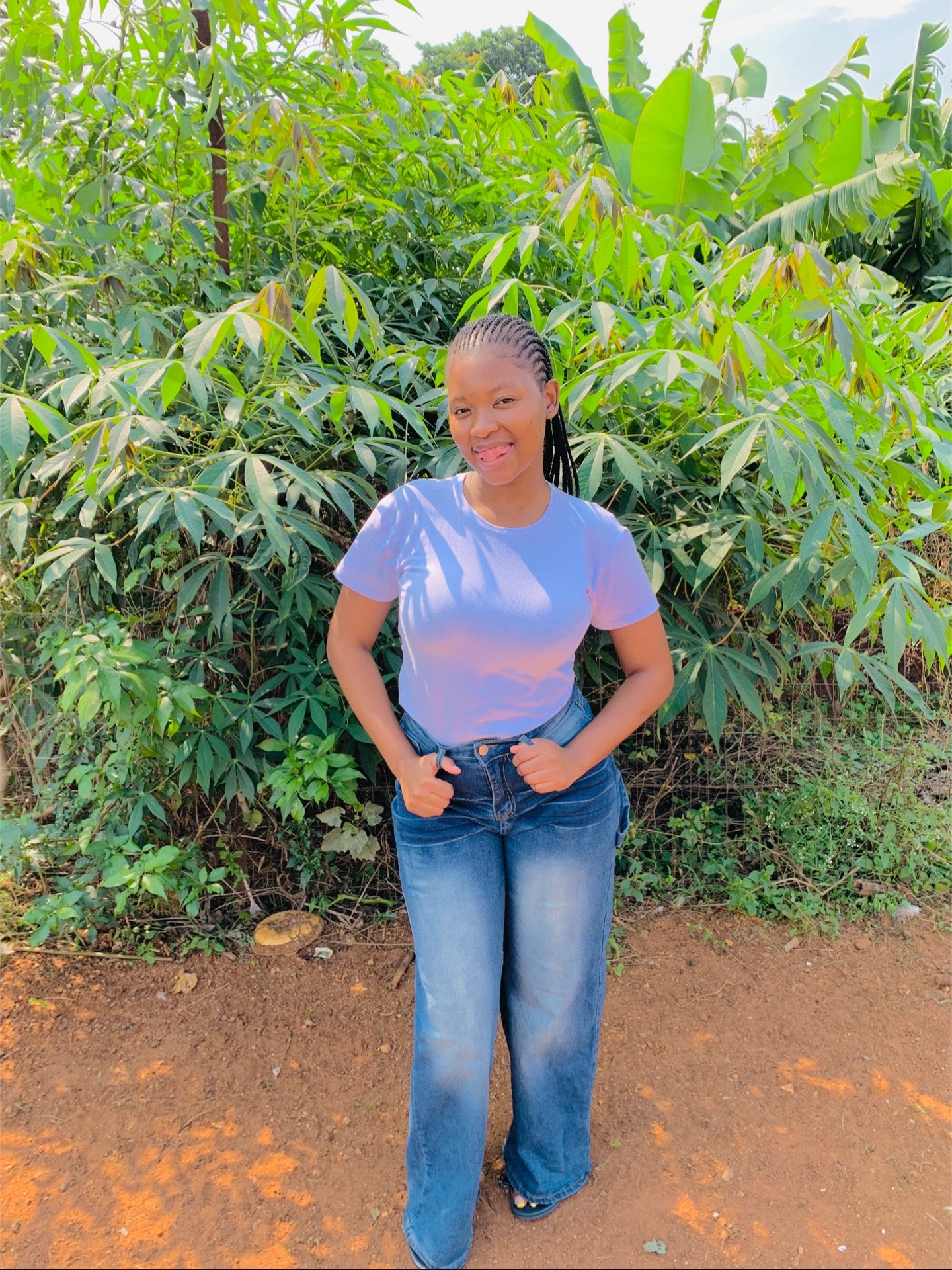 @Sisoe 🦋🎀🤍!)